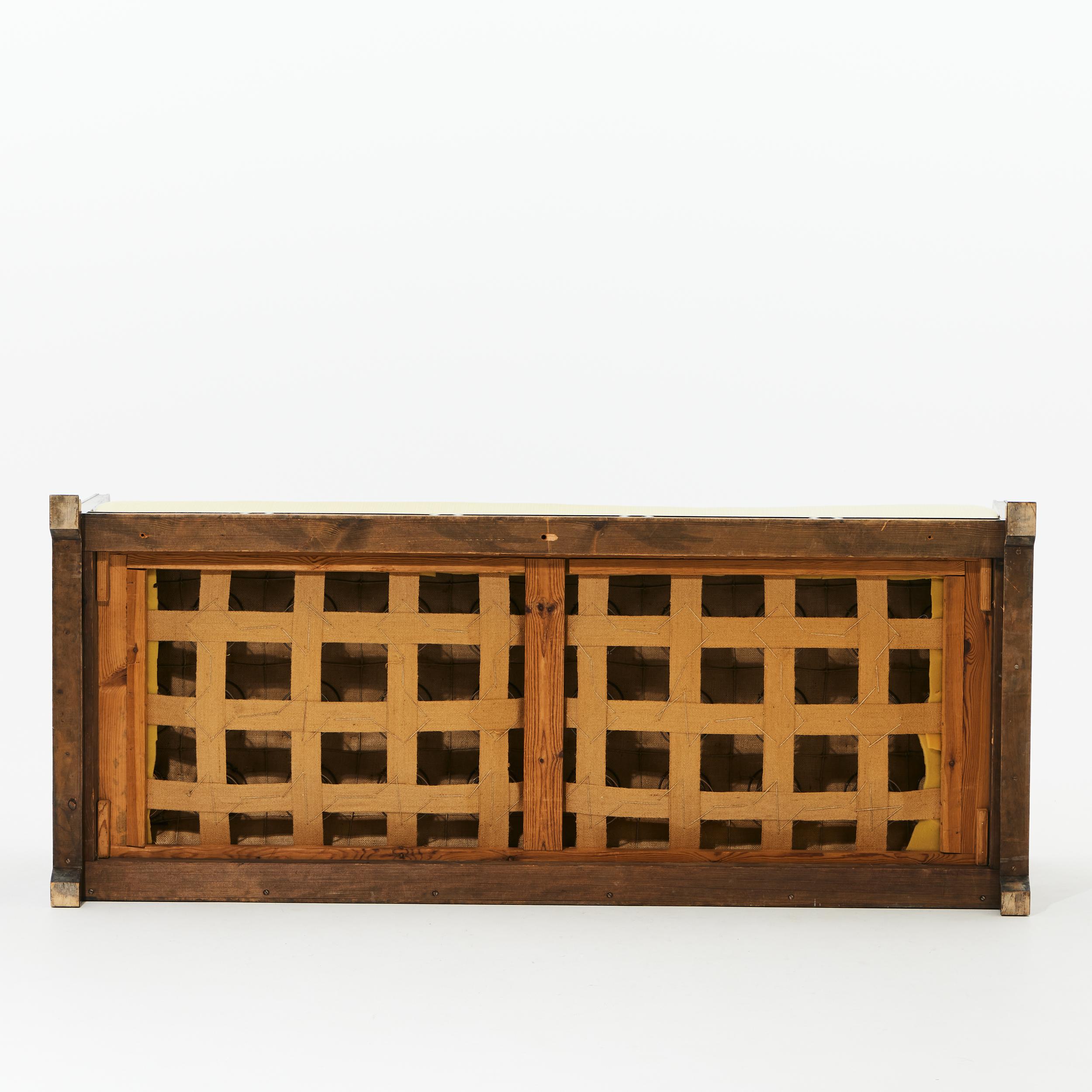 Swedish Grace Sofa in Carved Birch, 1930s Scandinavian Design For Sale 1