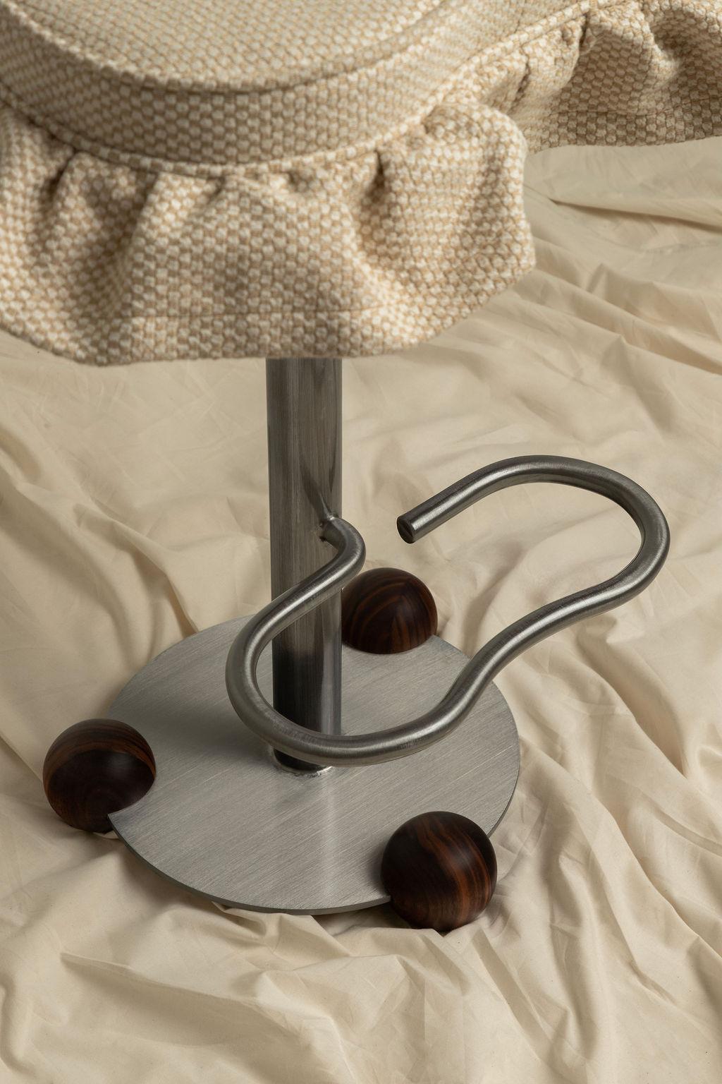 Modern Martin & Me stool - Bar stool For Sale