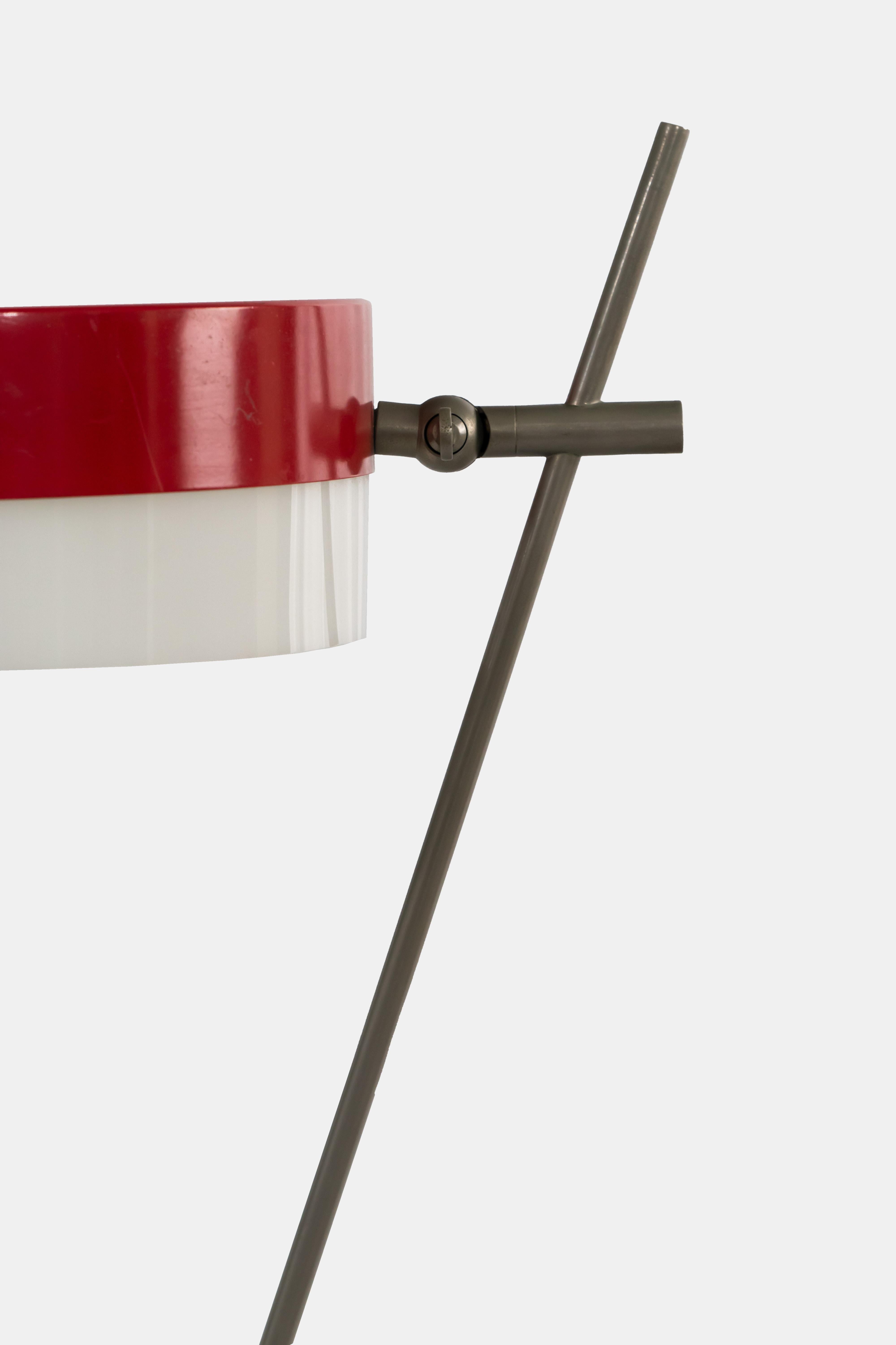 1950s Stilux Milano Lámpara de mesa italiana Rojo Blanco Color Mármol Plexiglás Italiano en venta