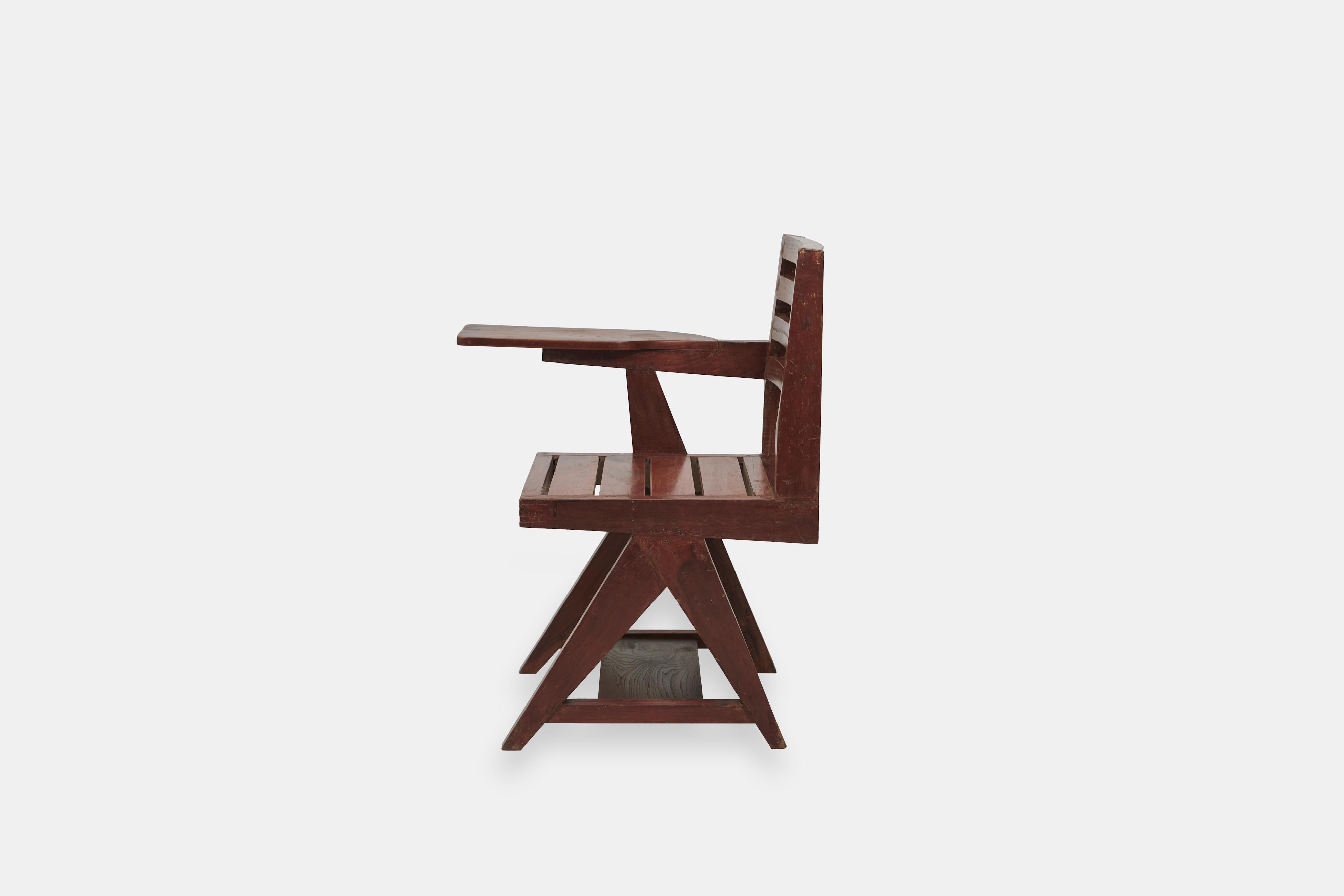 Sedia a braccioli in teak Pierre Jeannette del 1950 per l'Università di Chandigarh in vendita 2