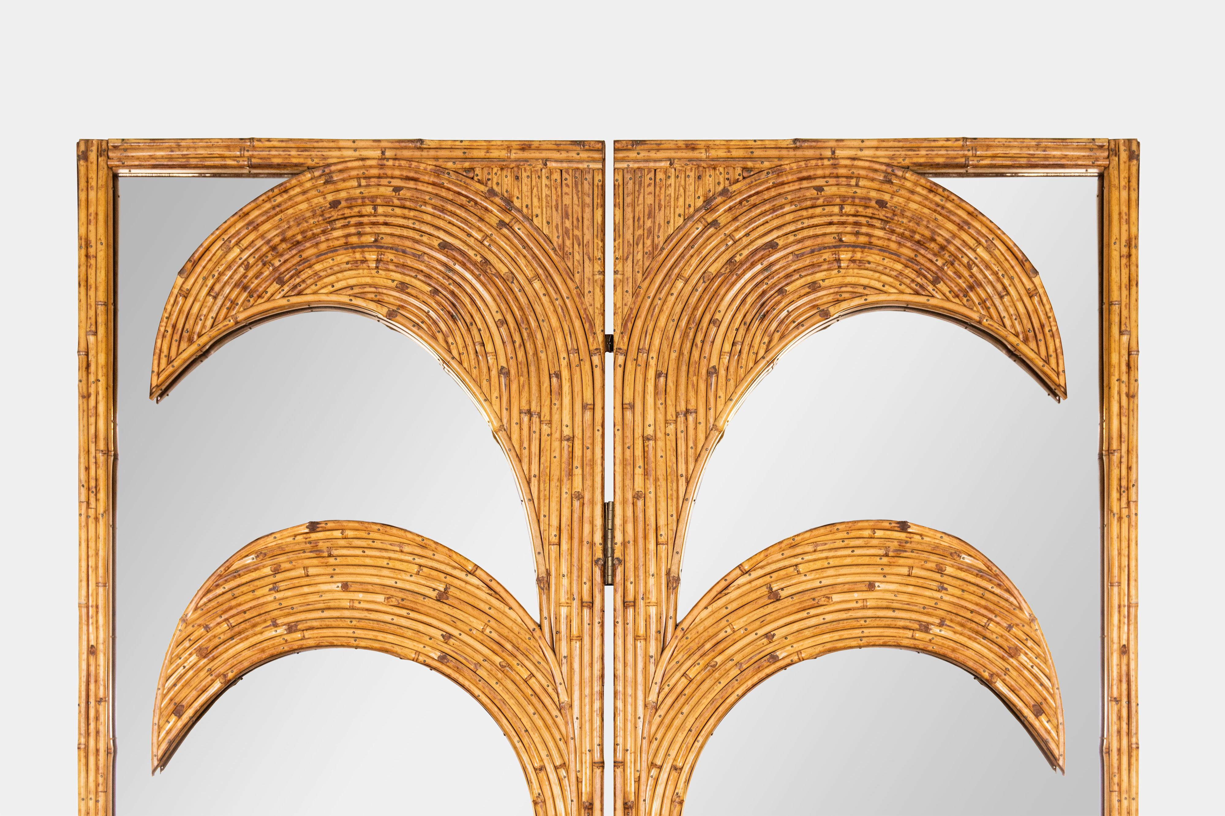 1970 Vivai del Sud Miroir écran en bambou Verre teinté Motif palmiers Parma en vente 3