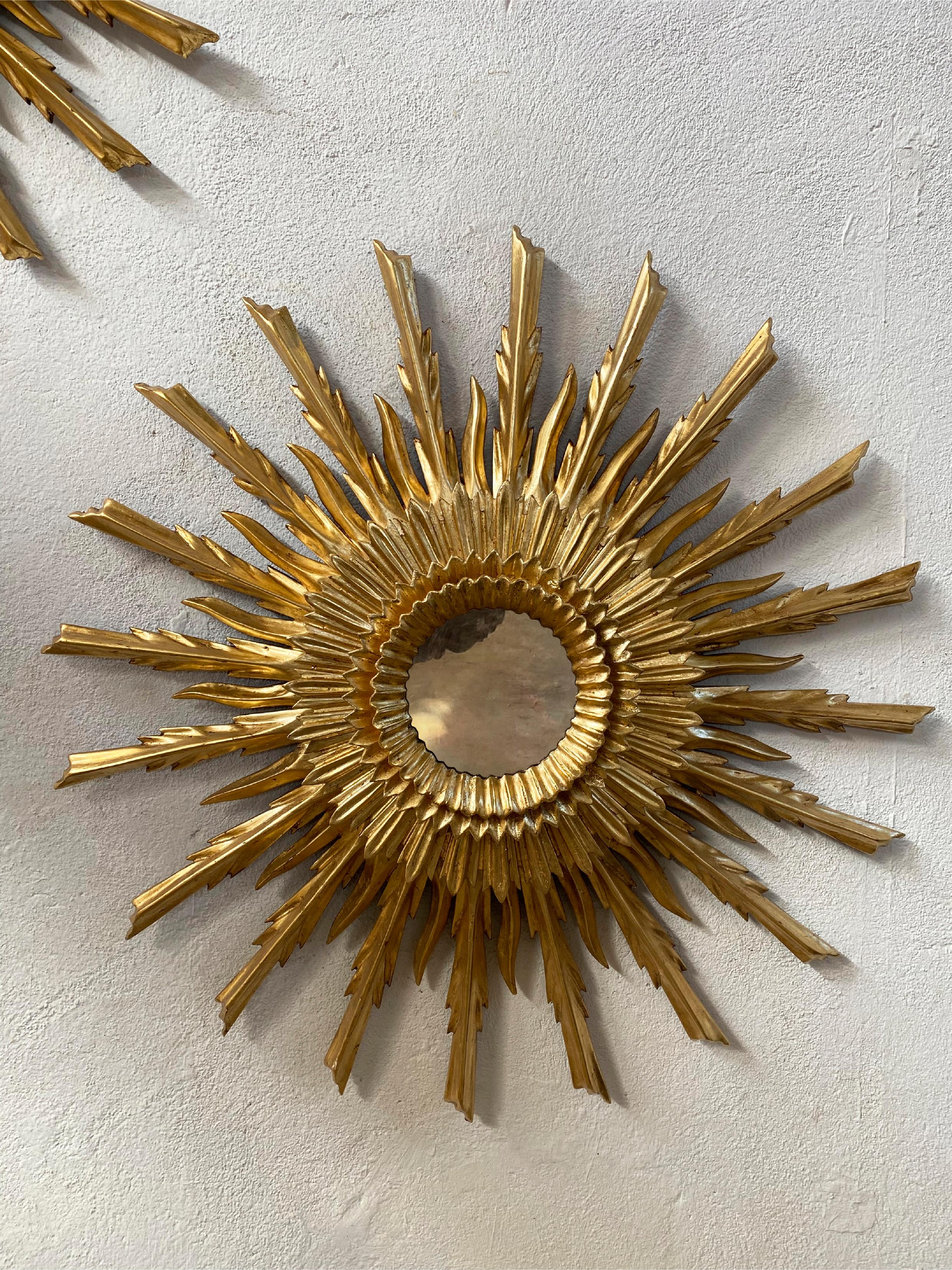Spanish Mid 20th Century Style Sunburst Carved Golden Mirror For Sale
