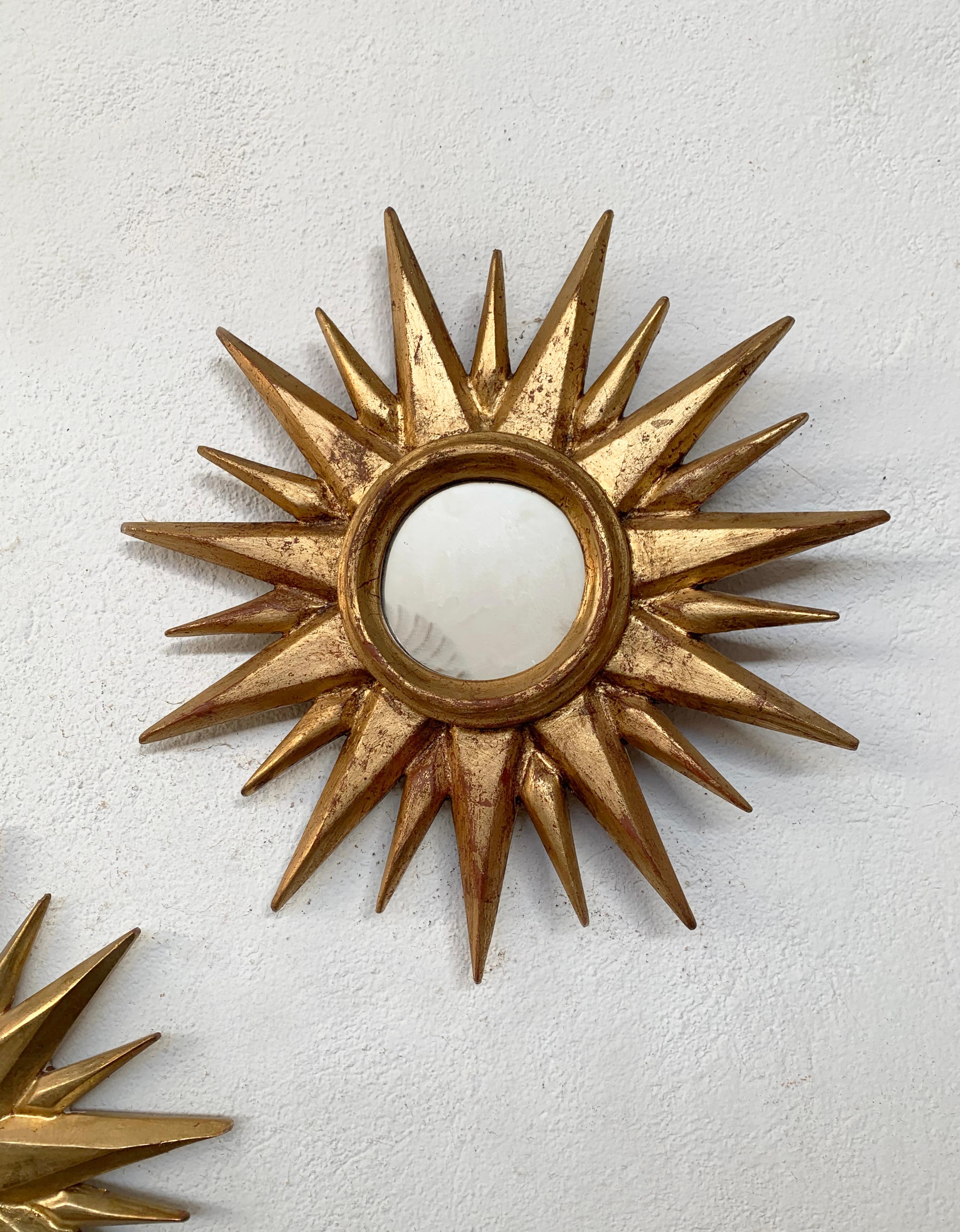 Mid-Century Modern Late 20th Century Sunburst Carved Golden Mirrors, a Pair For Sale