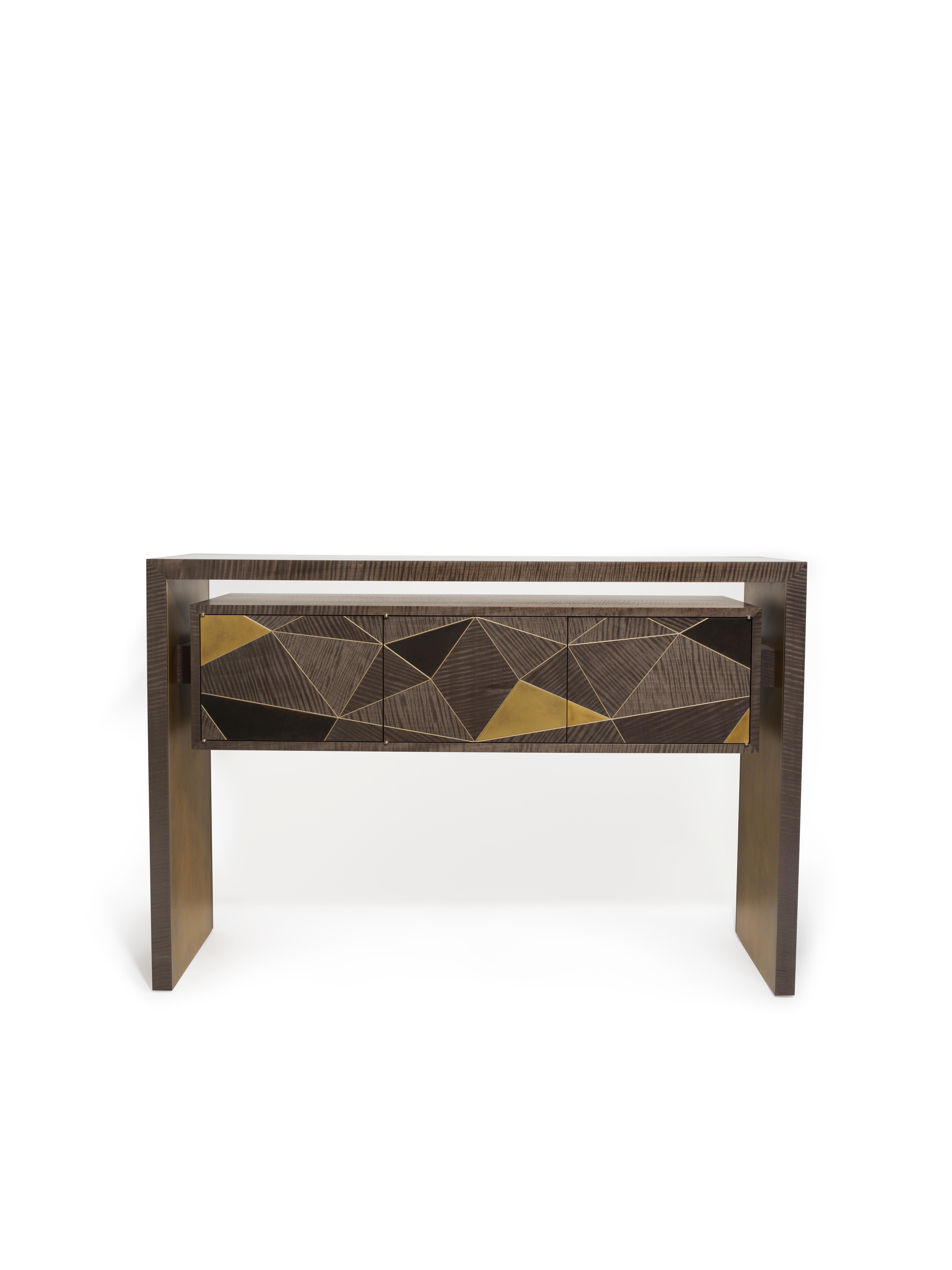 Moderne Console en bois gris foncé, façade en marqueterie, 3 portes et plateau miroir en vente