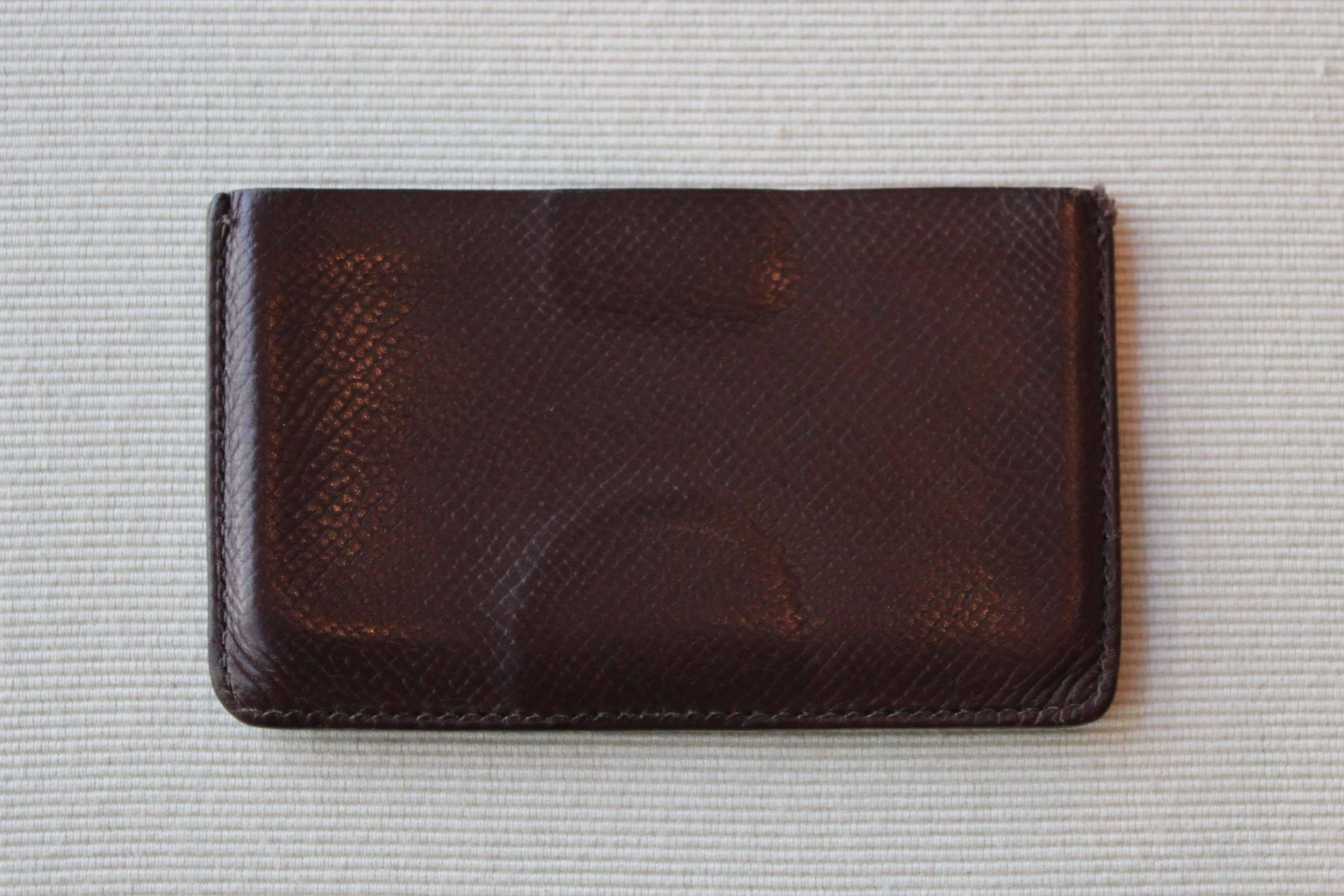 Vintage Hermès leather card case in brown Epsom calfskin. Good overall condition consistent with regular use. Does not include packaging.