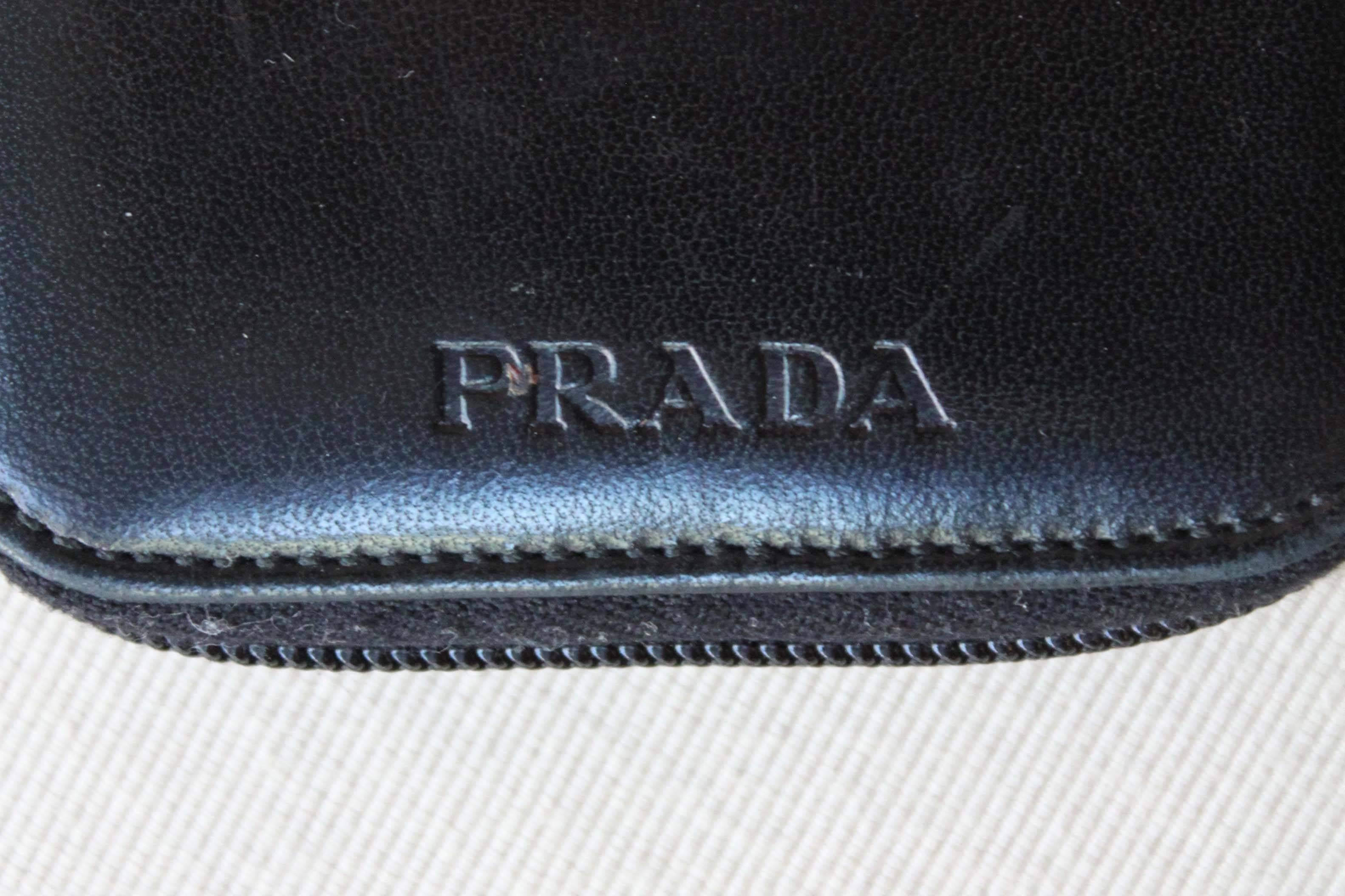 Prada Zip Wallet and Key Case In Good Condition In Vancouver, BC