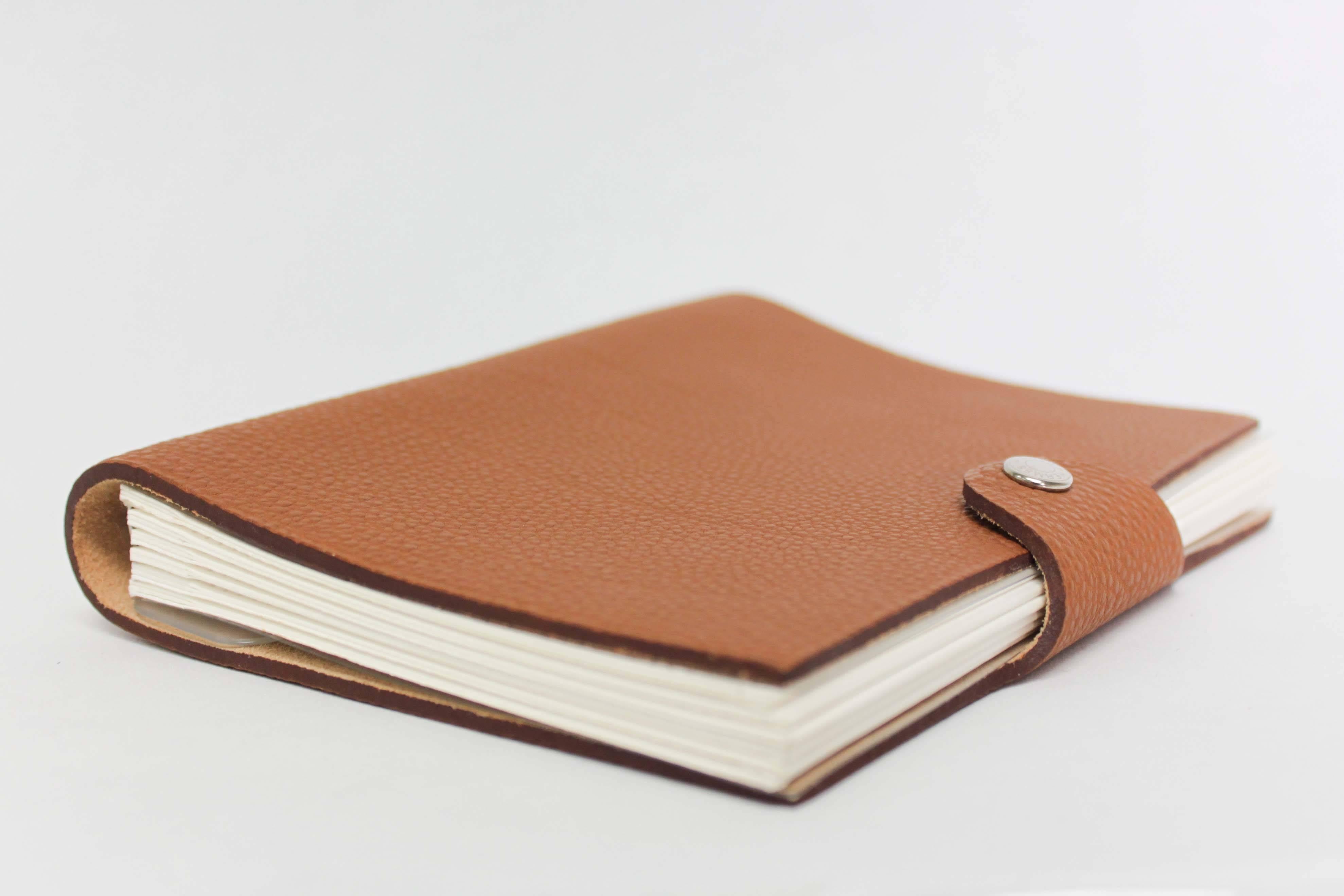 Togo leather photo album by Hermès. Excellent original condition, marked with a square and 