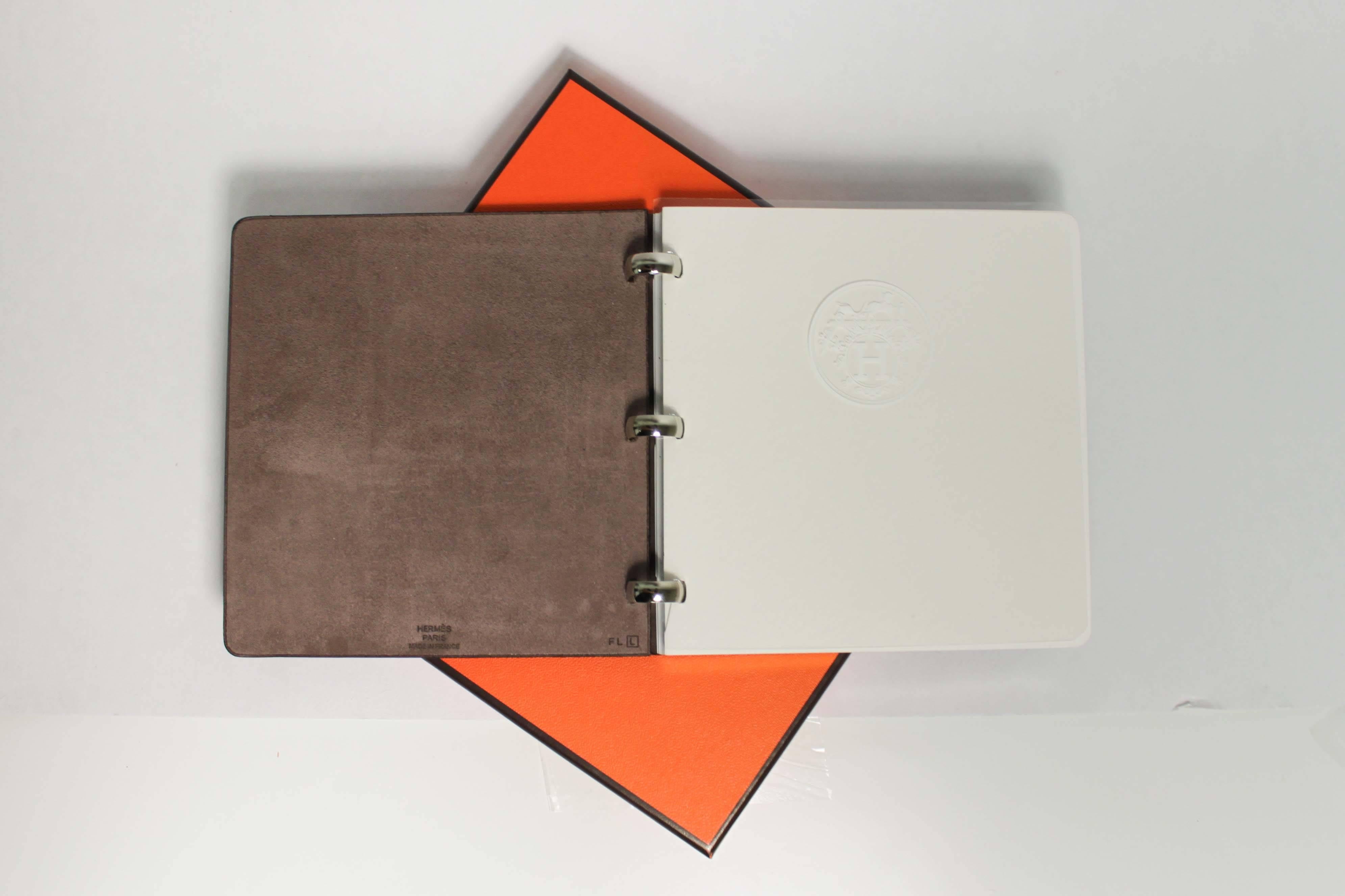 Hermès Leather Note Pad In Excellent Condition For Sale In Vancouver, BC