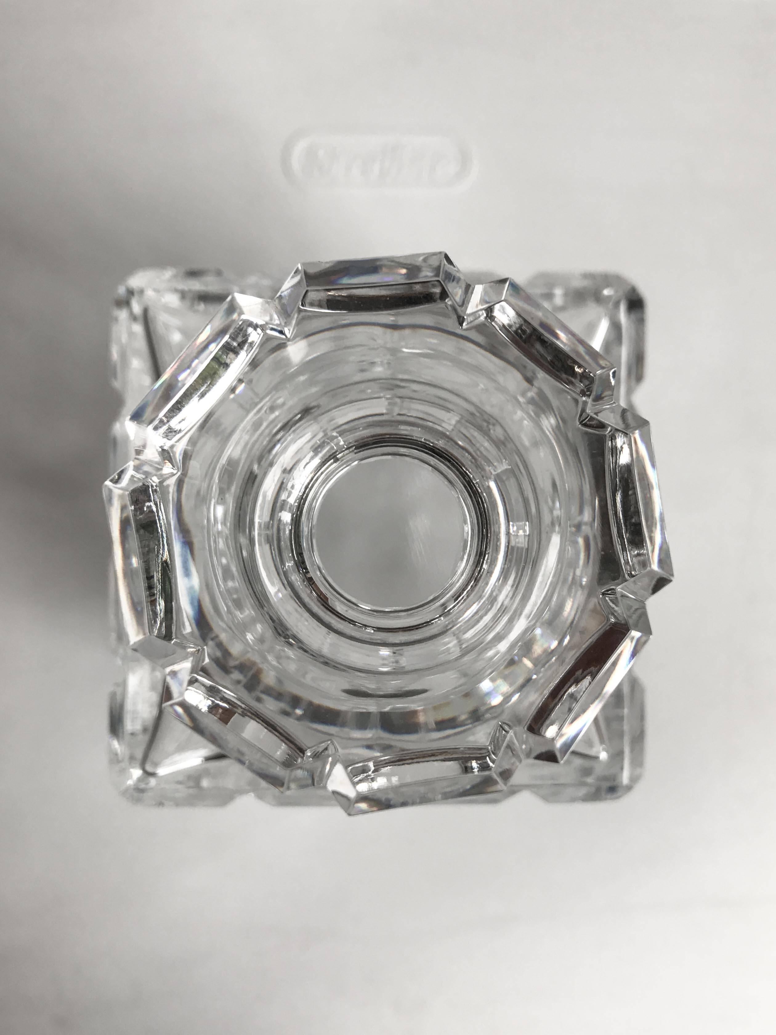 Vintage Cut Crystal Decanter In Good Condition For Sale In Vancouver, BC