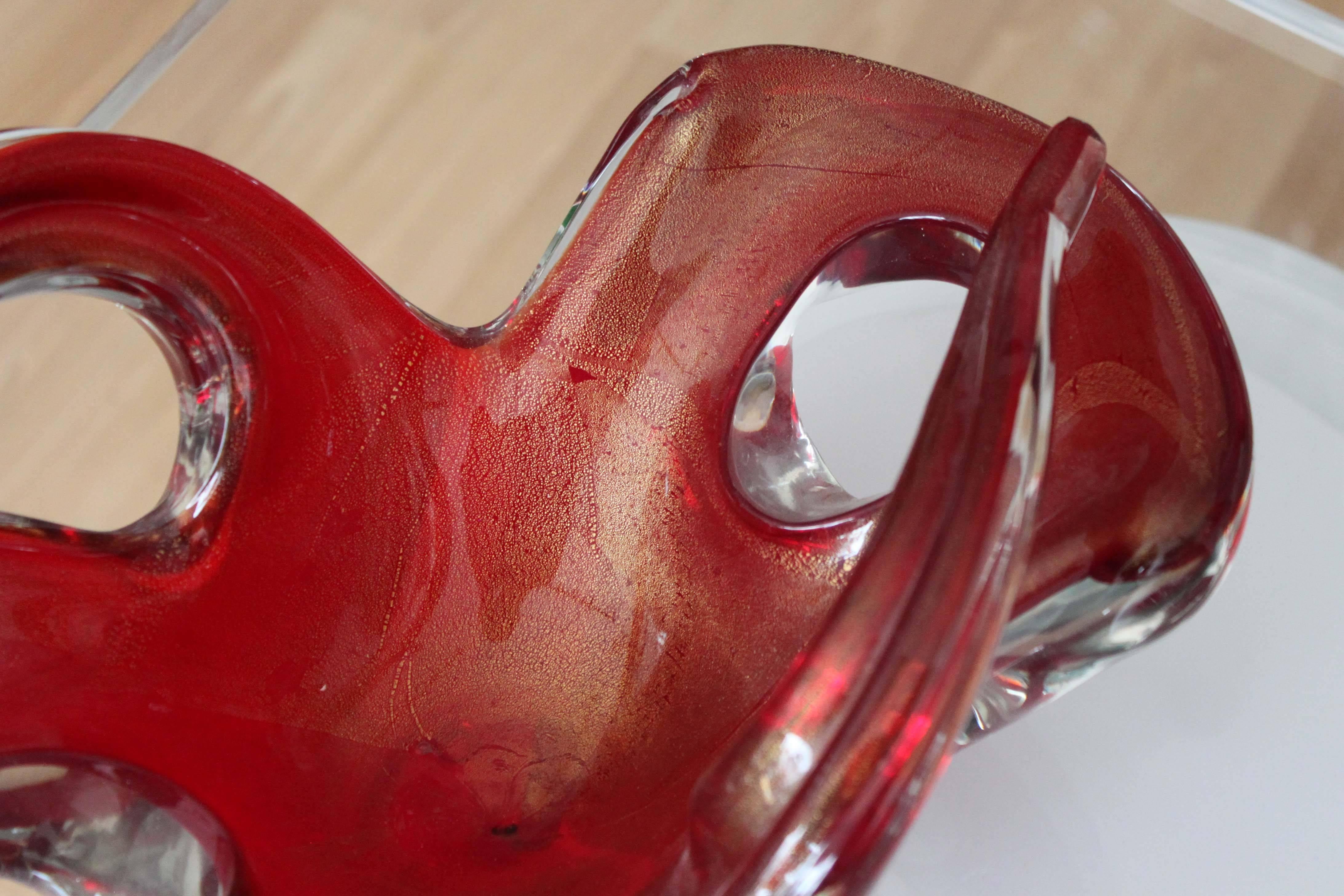 Abstract Murano art glass bowl or centrepiece. Excellent condition, beautiful crimson red with gold detail.