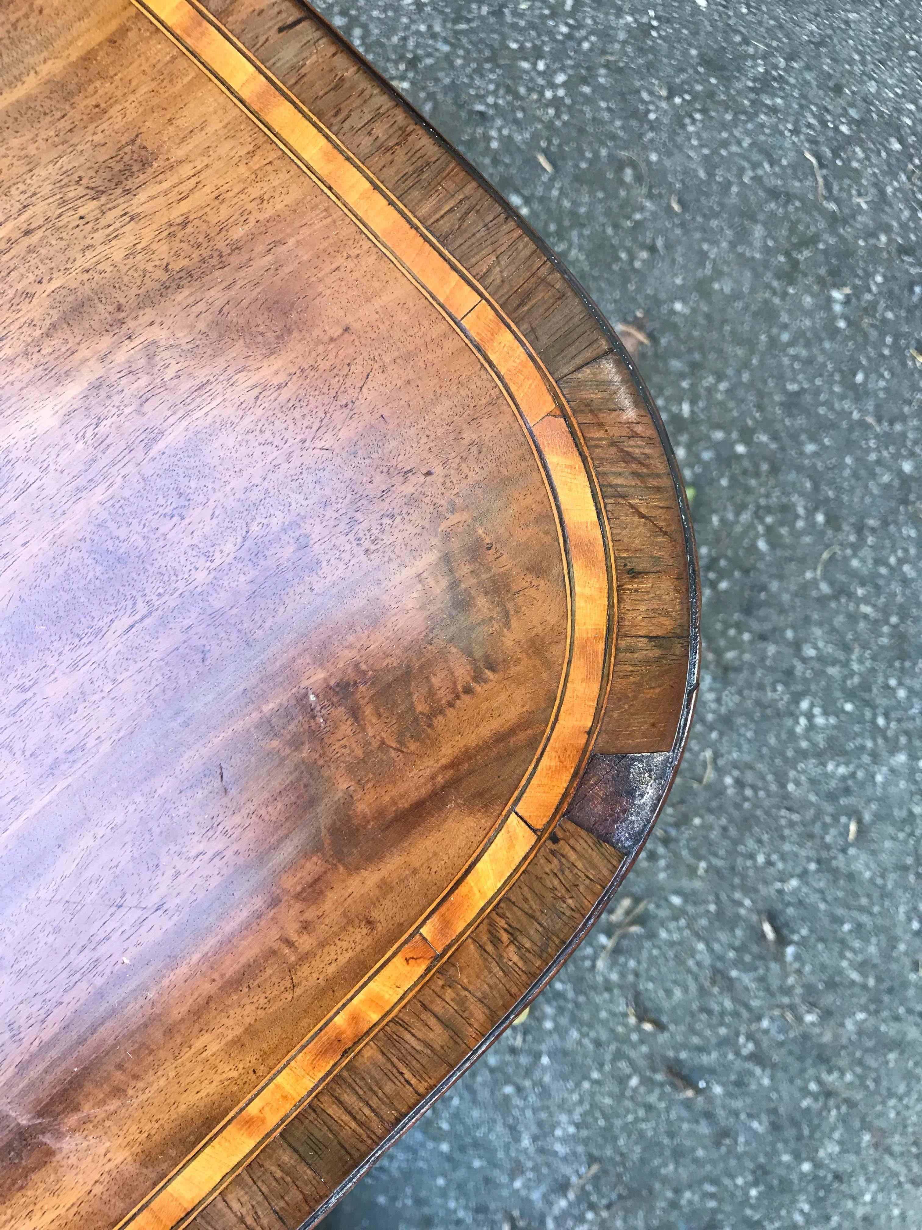 Regency-Style Mahogany Pembroke Table For Sale 1