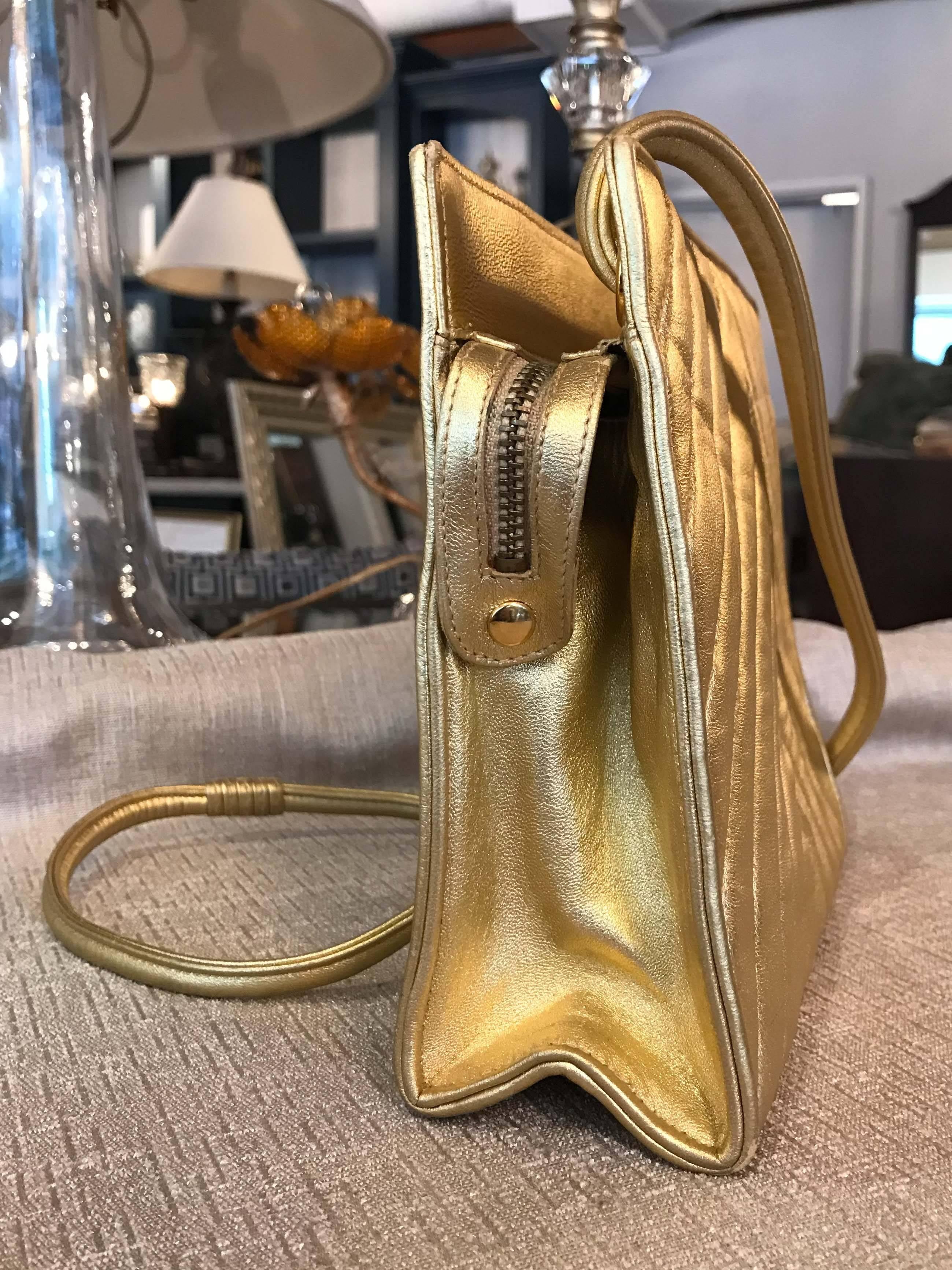 Chanel Gold Lambskin Chevron Shoulder Bag In Good Condition In Vancouver, BC