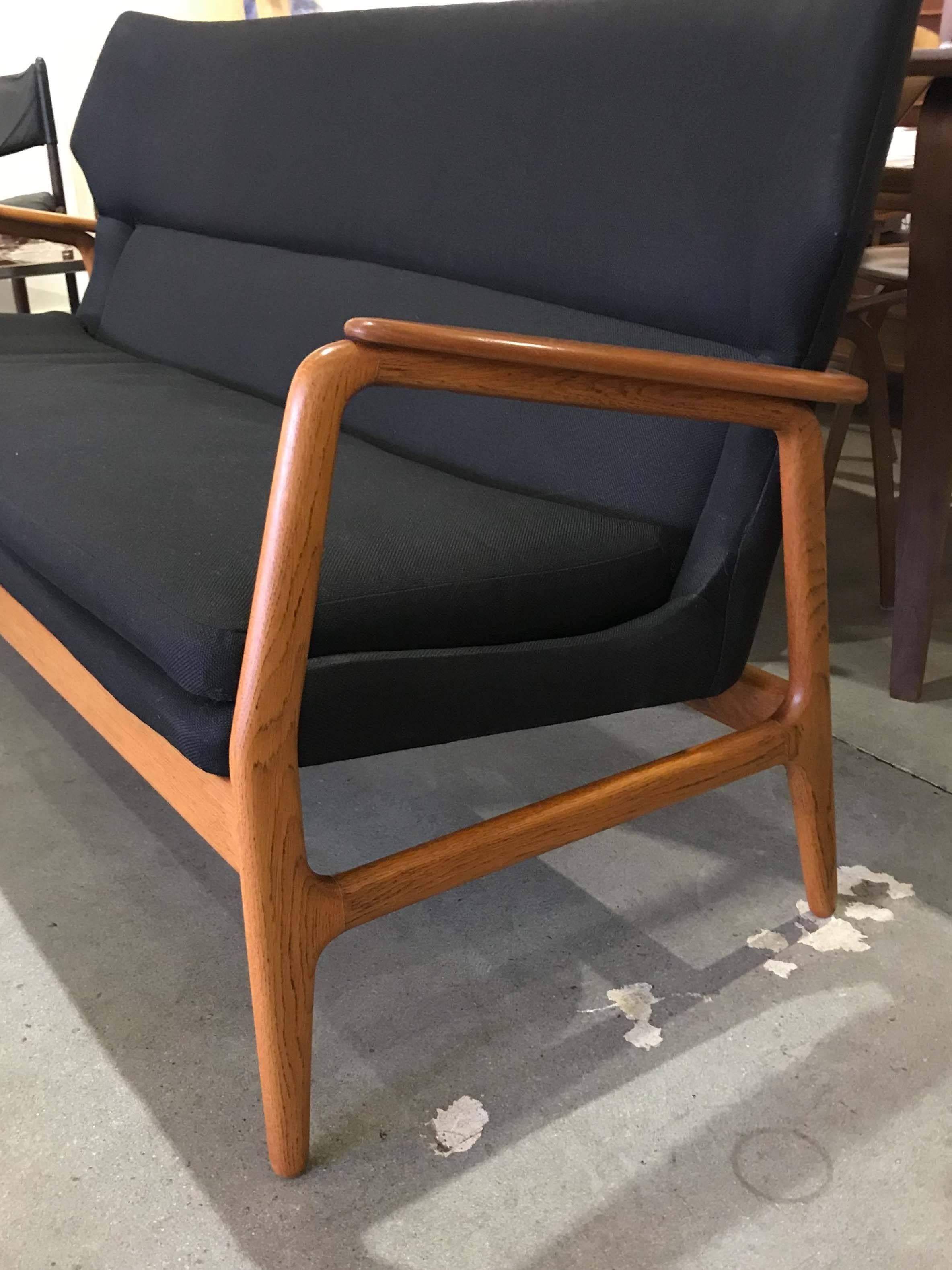 Mid-Century Modern Aksel Bender Madsen Wingback Settee for Bovenkamp