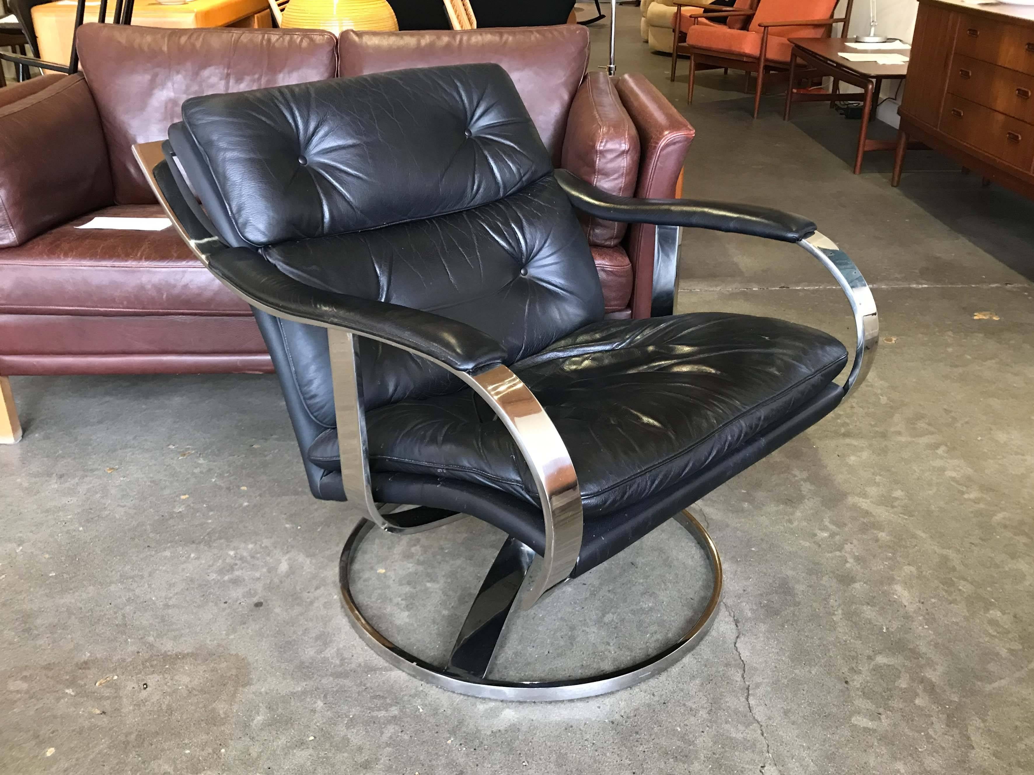 Modern Gardner Leaver Lounge Chair by Steelcase