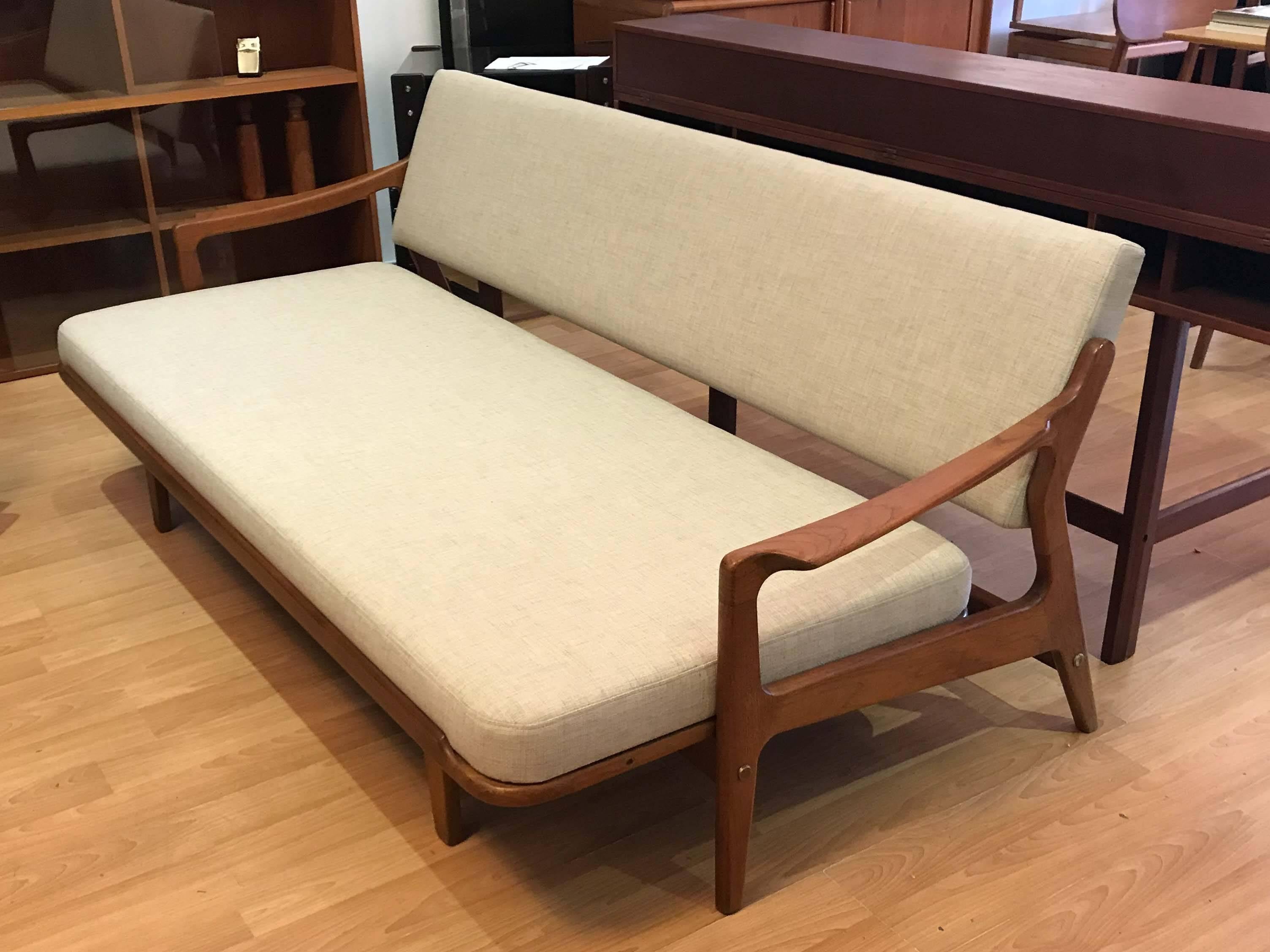 arne wahl iversen daybed