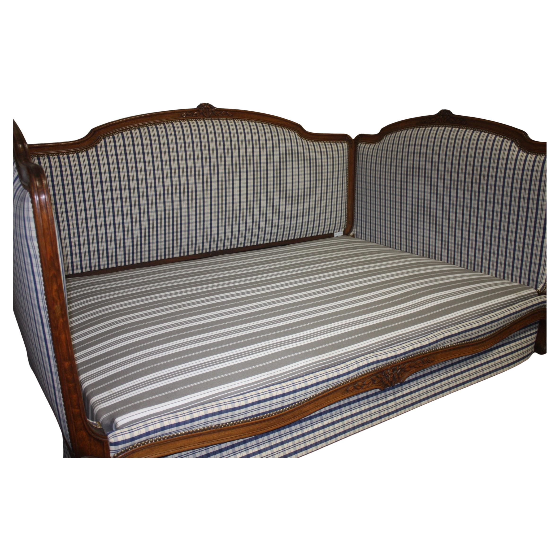 Exquisite 19th Century French Daybed For Sale 5