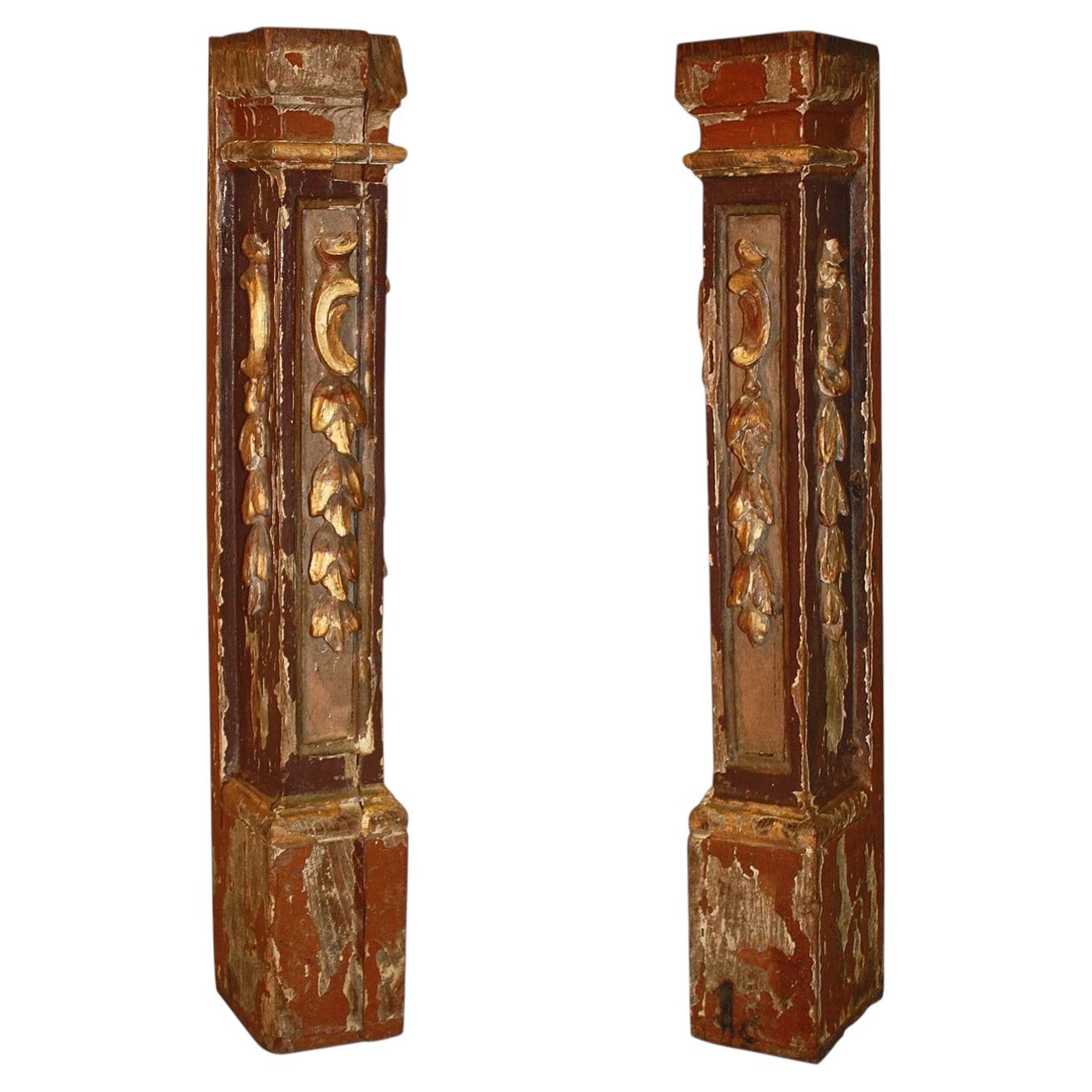 18th Century Pair of Italian Pedestals For Sale