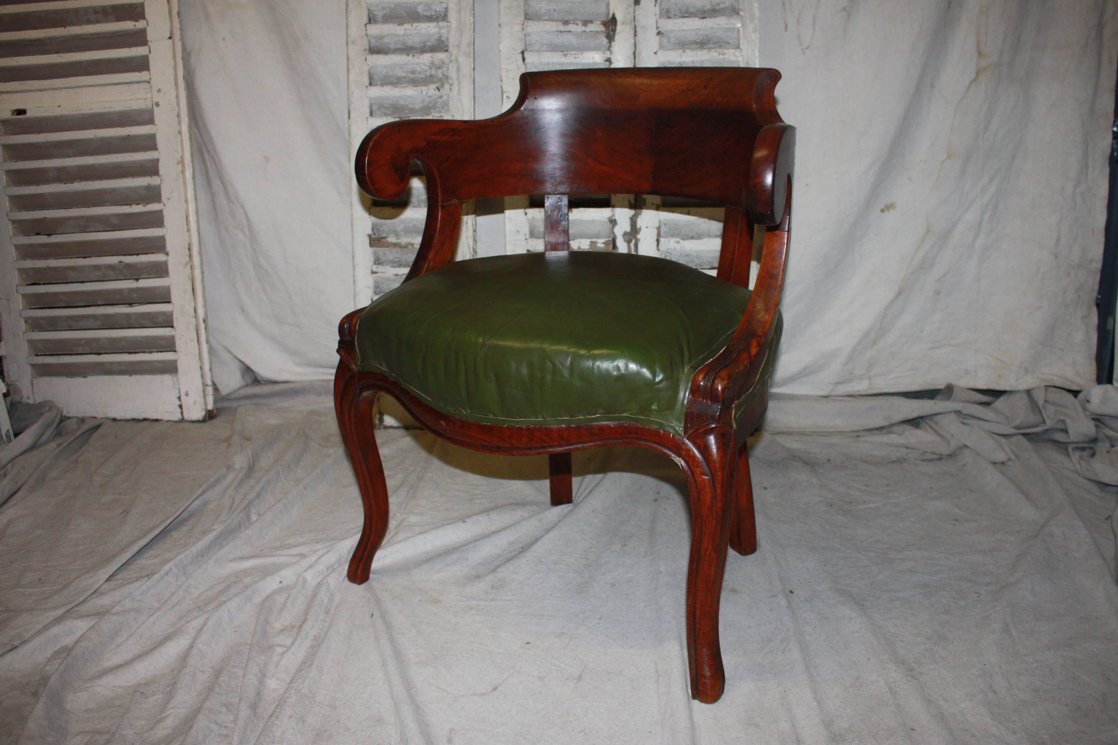 19th century French Louis-Philippe desk chair. The wood is in walnut.