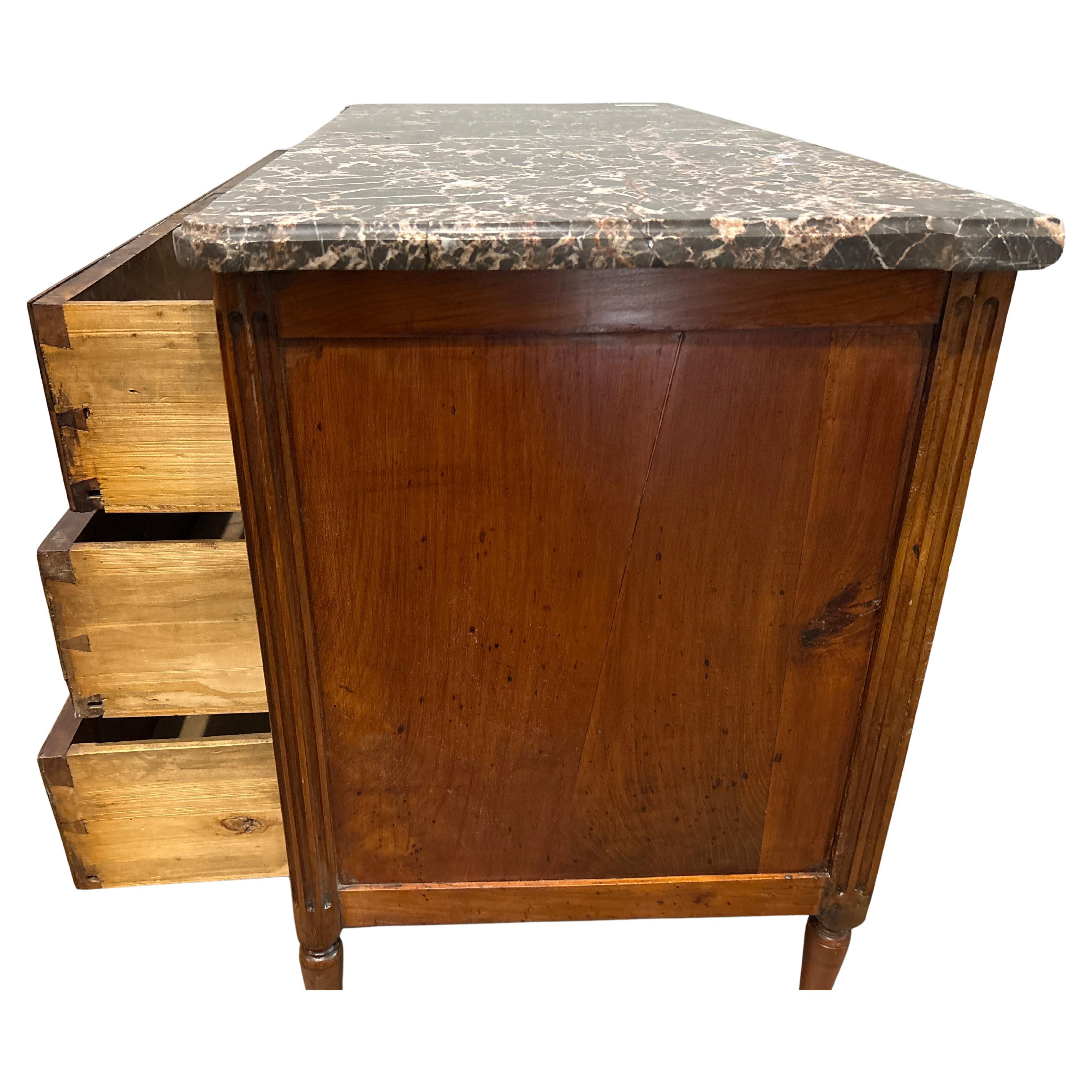 French 18th Century Louis XVI Commode For Sale 5