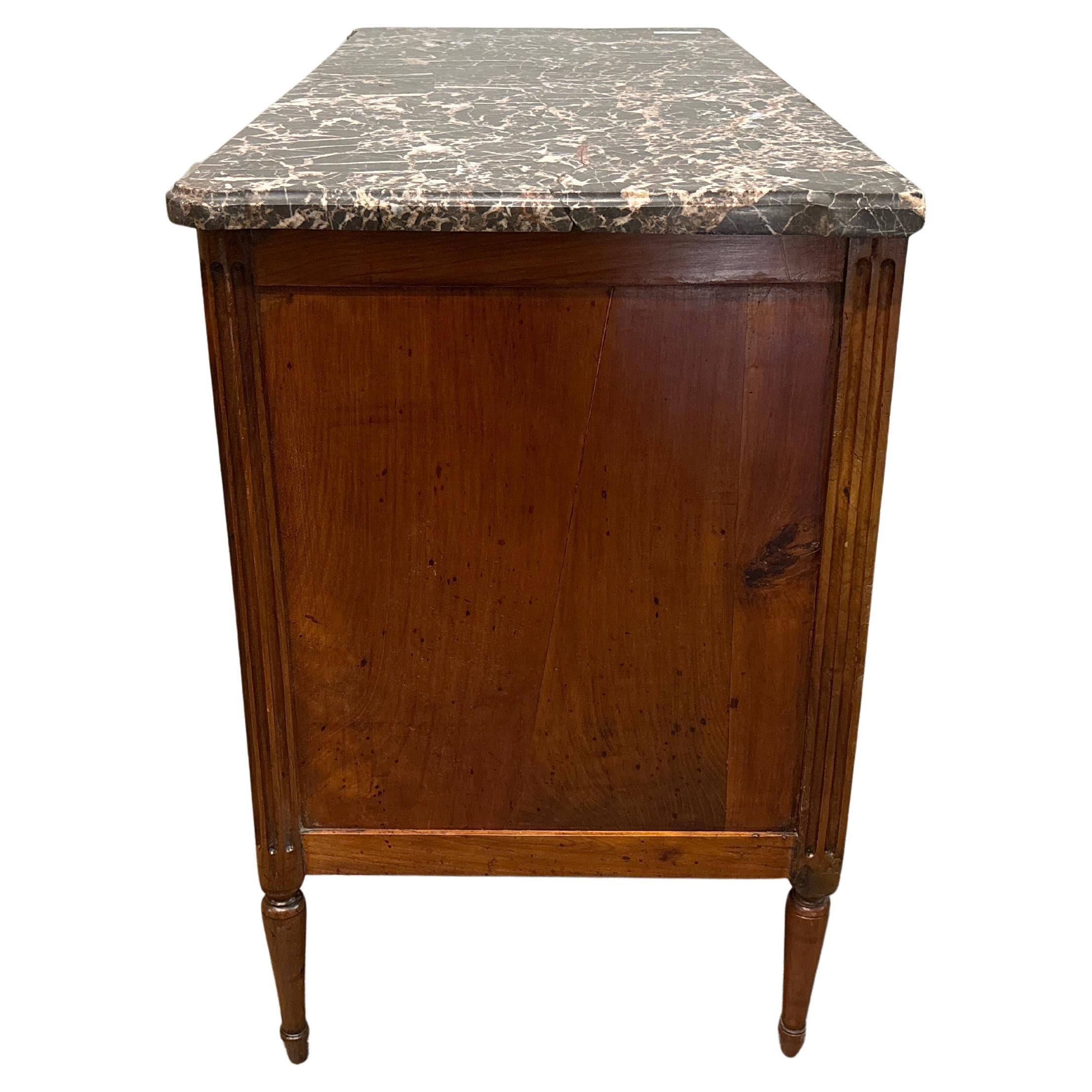 French 18th Century Louis XVI Commode For Sale 3