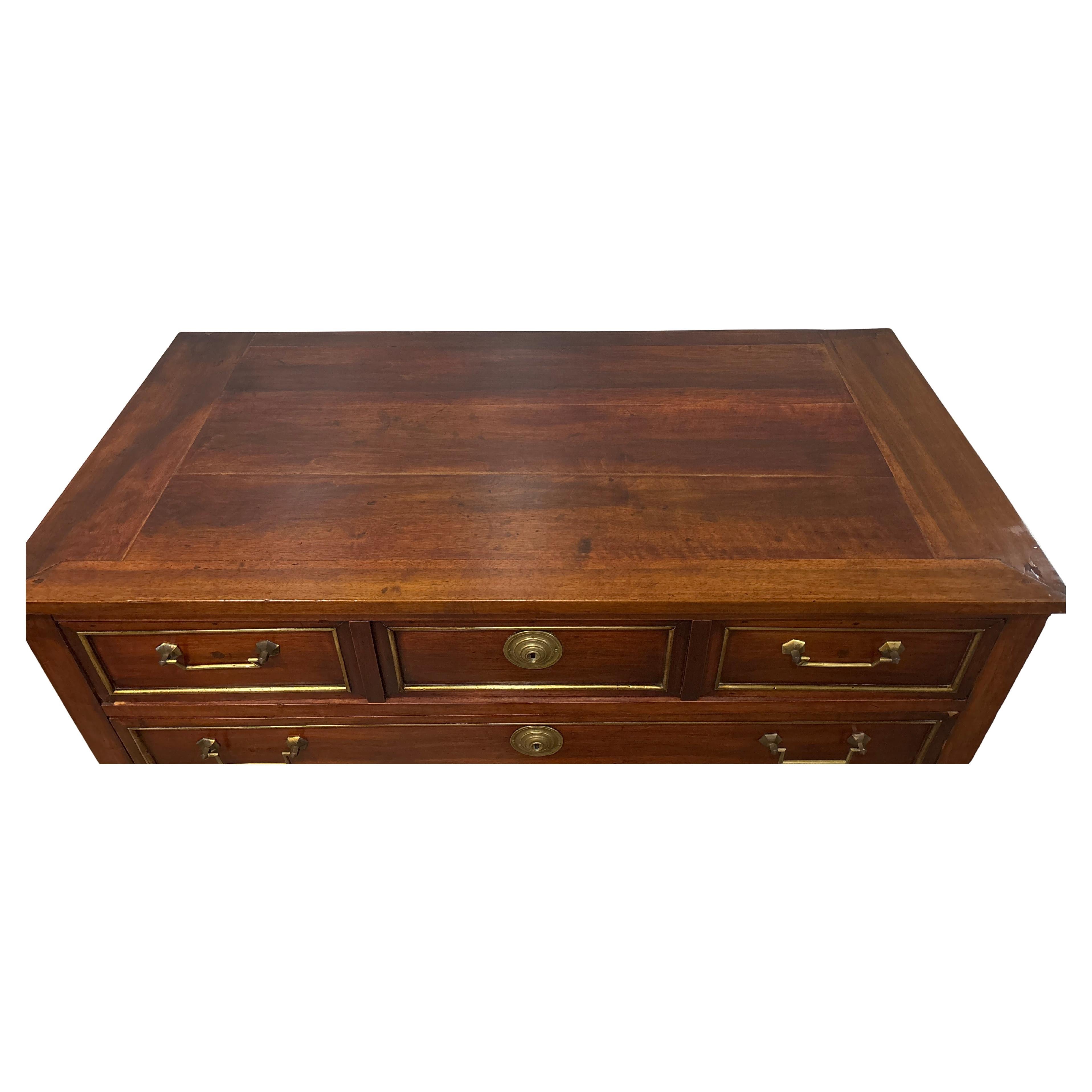 French 18th Century Commode In Good Condition For Sale In Stockbridge, GA