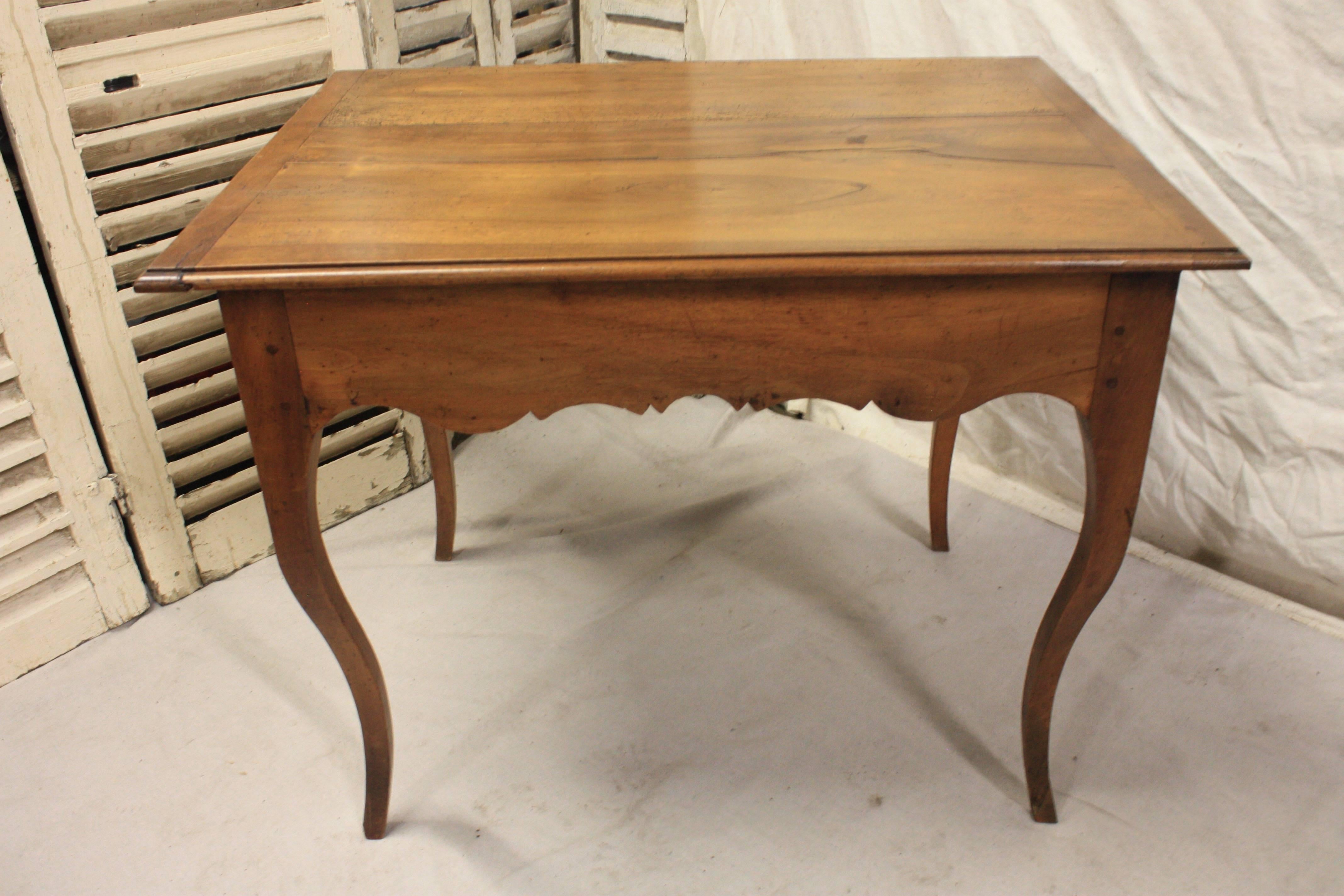 French Provincial Charming 19th Century Provencal Table