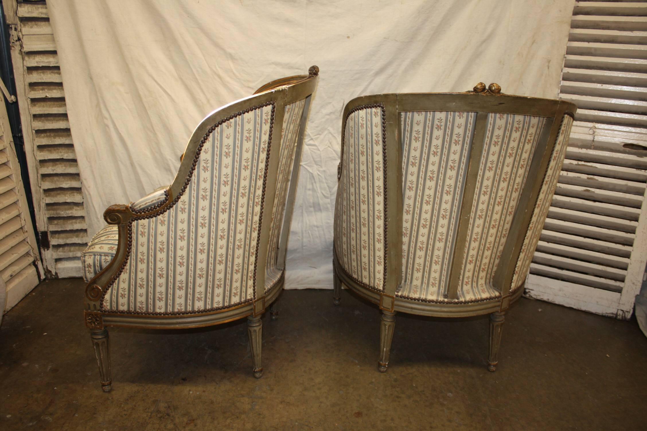 Wood Mid-19th Century French Pair of Bergere Chairs