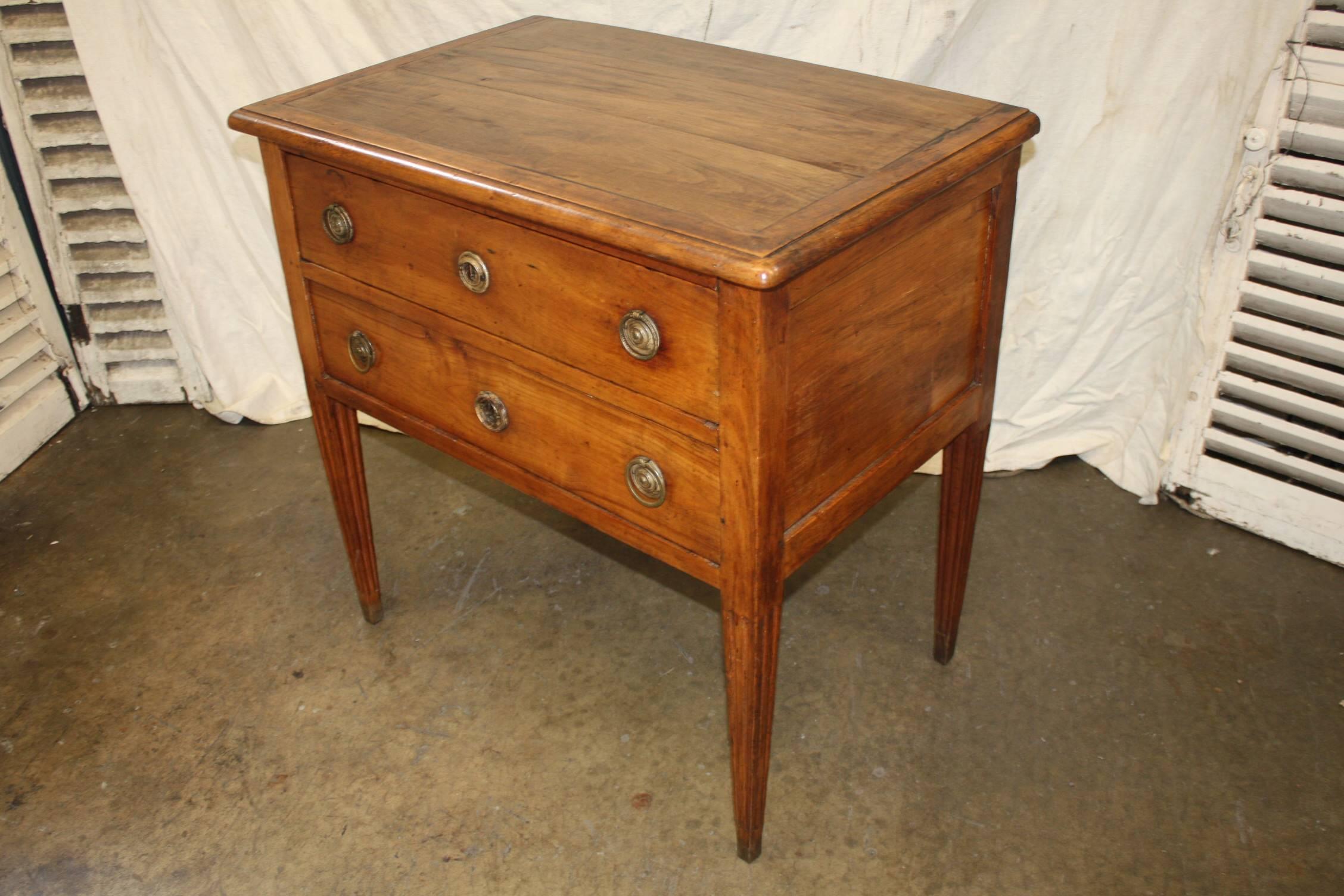 Louis XVI Charming 18th Century Chest 