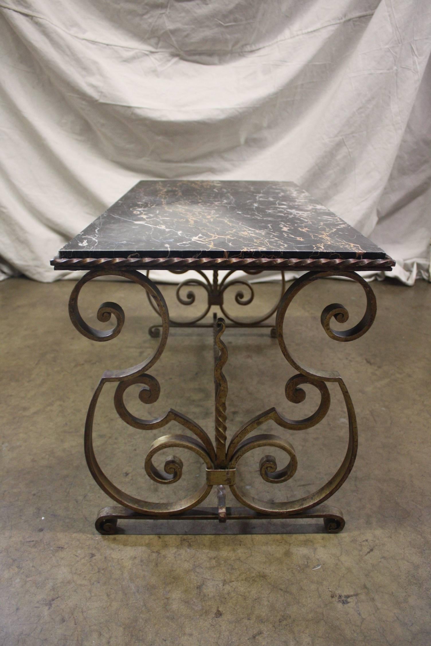 Early 20th Century French Coffee Table 1