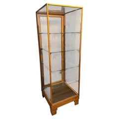 Oak Art Deco display cabinet with 4 adjustable shelves