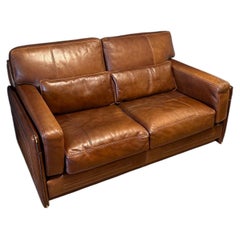 Beautiful buffalo leather 2-seater sofa, stunning patina
