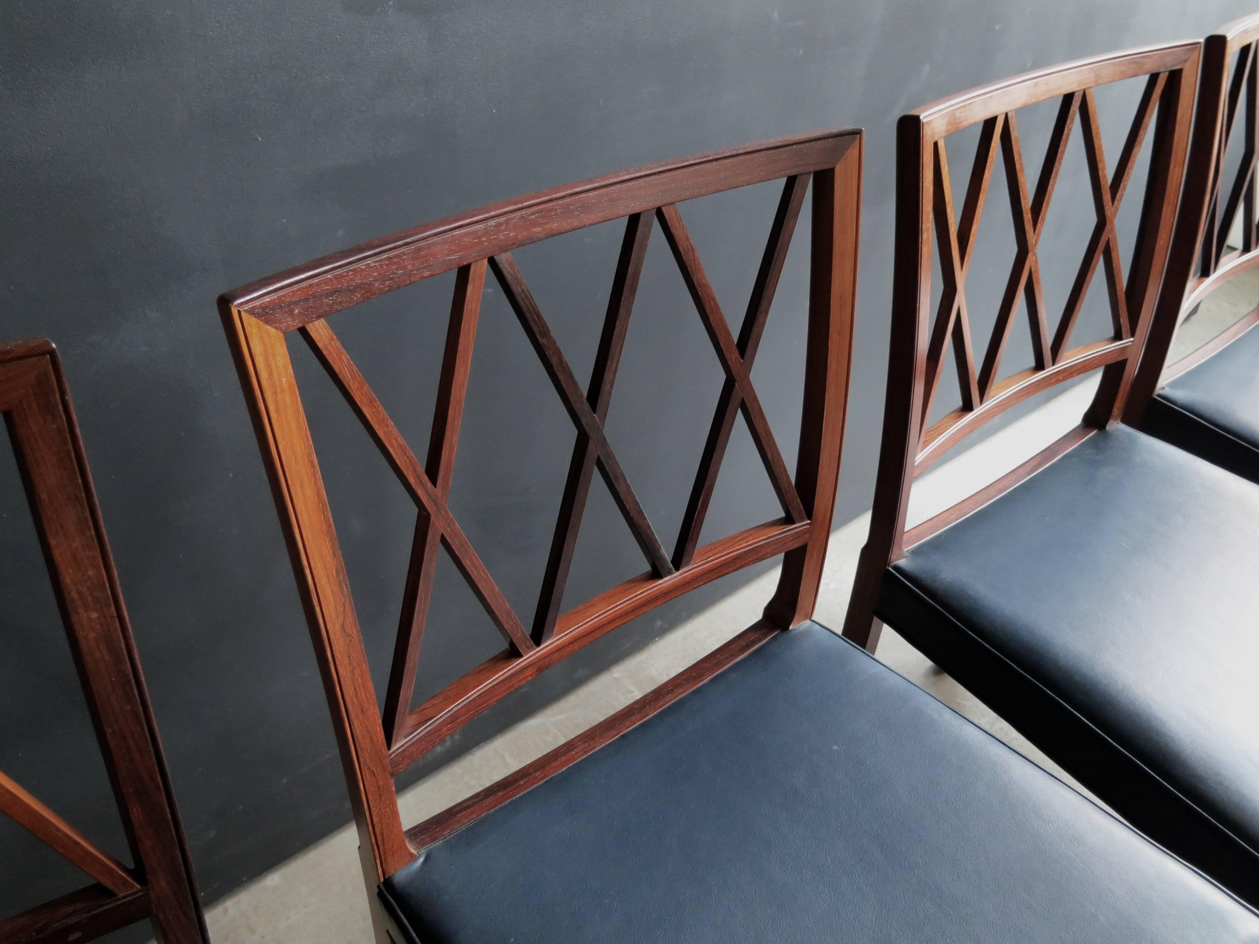 Twelve Exceptional Brazilian Rosewood Dining Chairs by Ole Wanscher In Excellent Condition For Sale In New York, NY