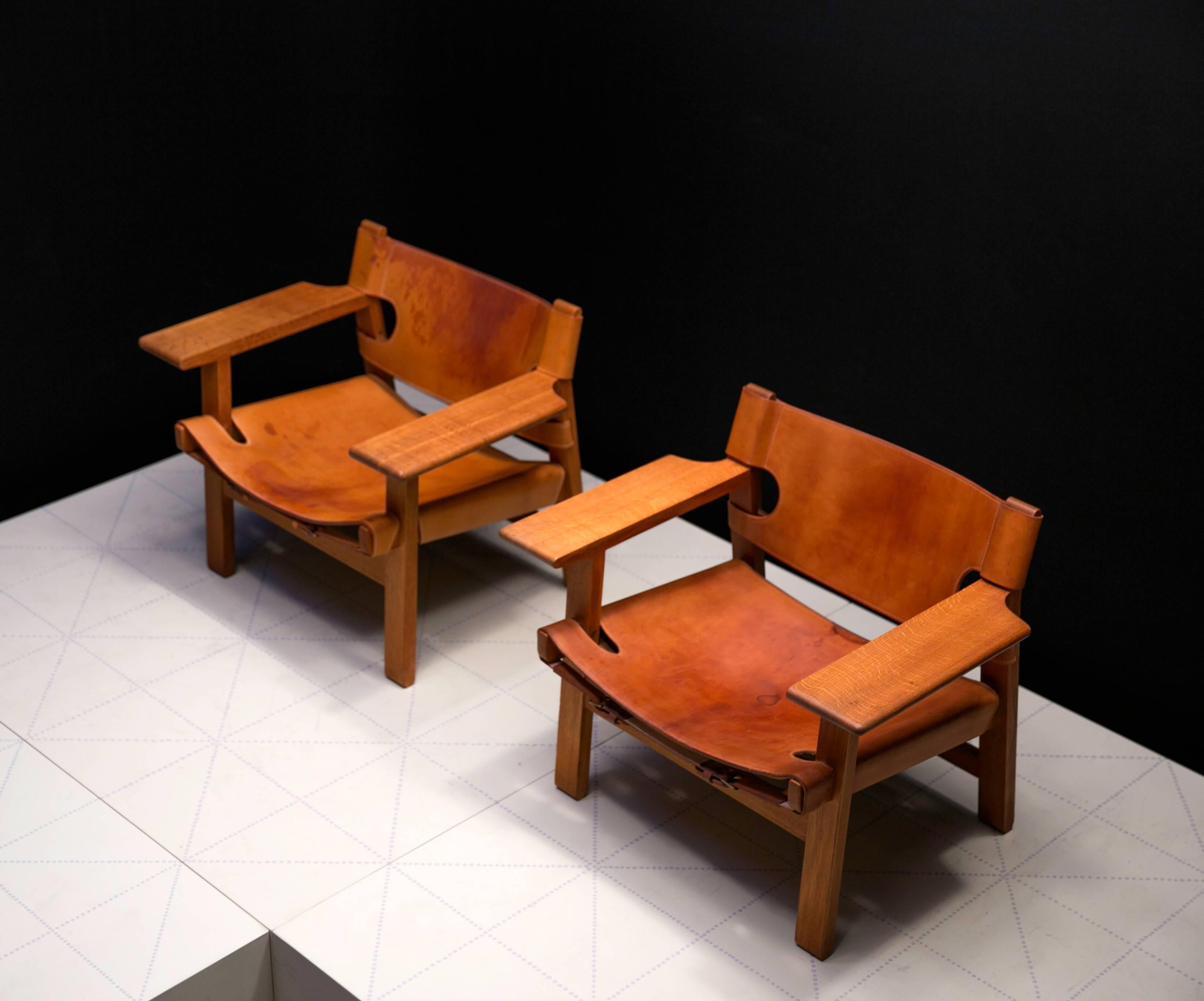 Danish Pair of Beautifully Patinated Spanish Chairs by Børge Mogensen For Sale
