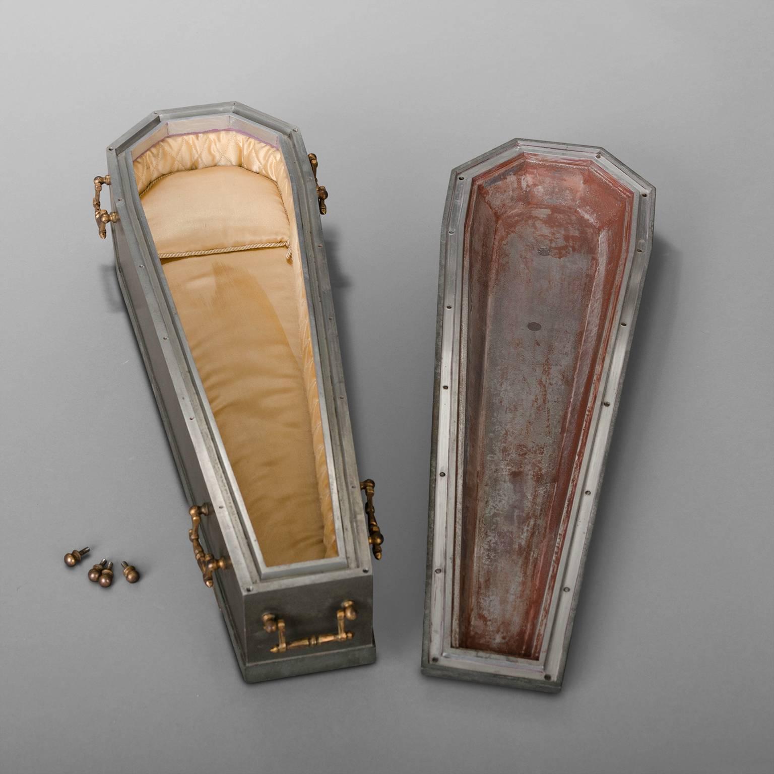 little coffin