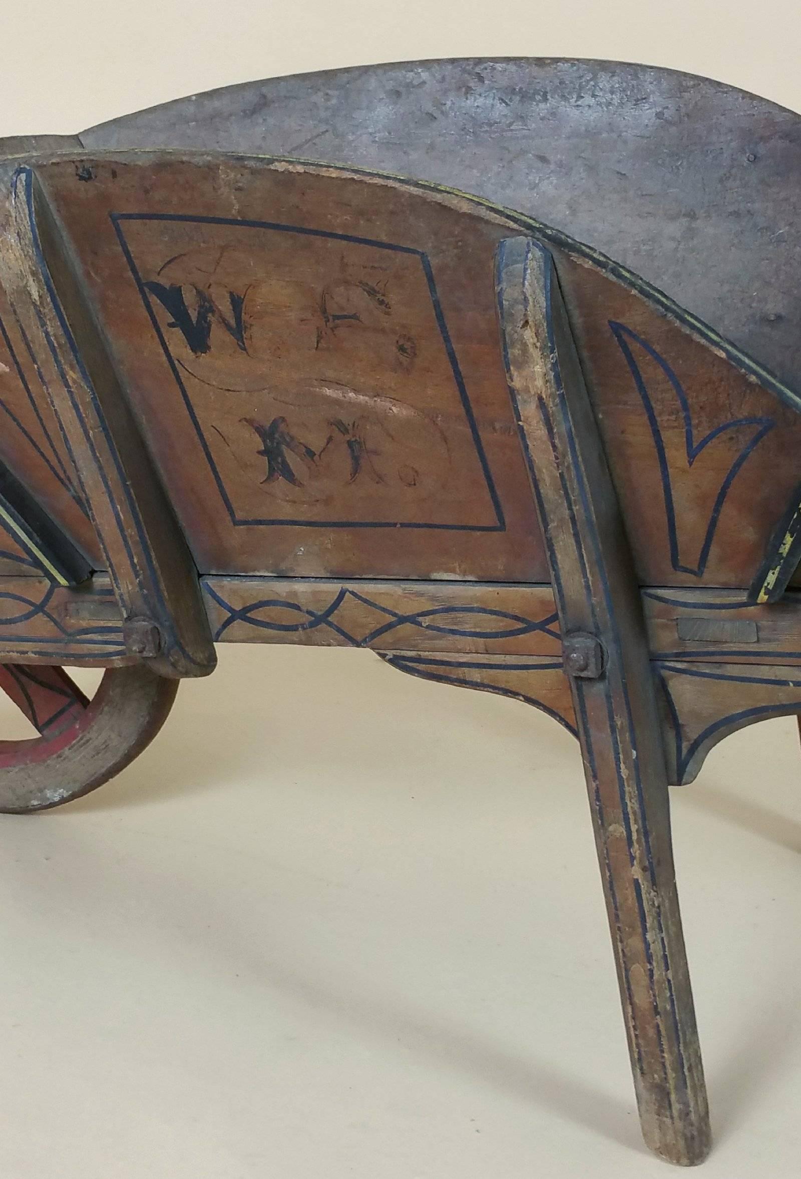 Great Britain (UK) Early 19th Century Painted Fruitwood Library Book Barrow