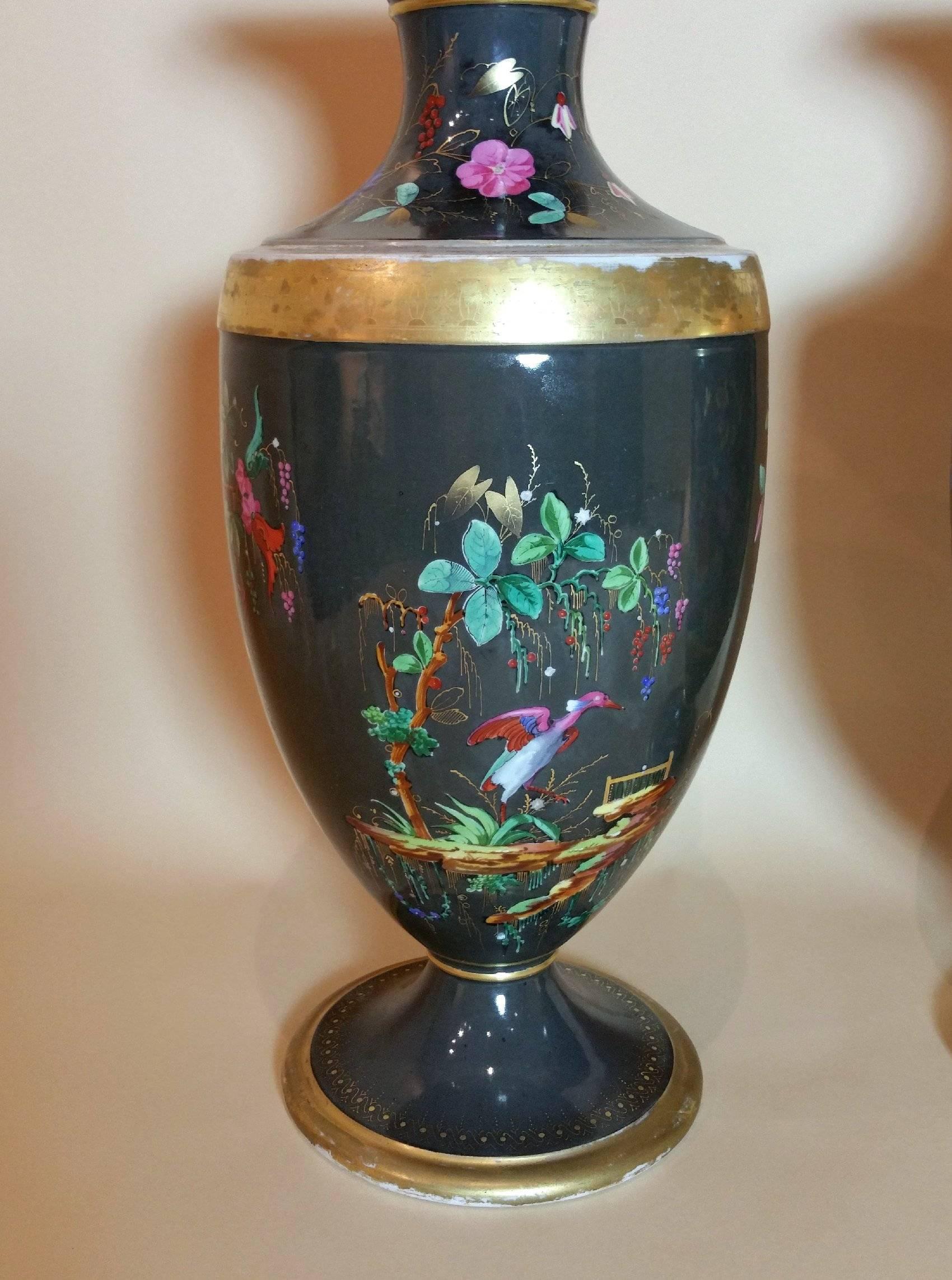 Pair of 19th Century Paris Porcelain Vases 3