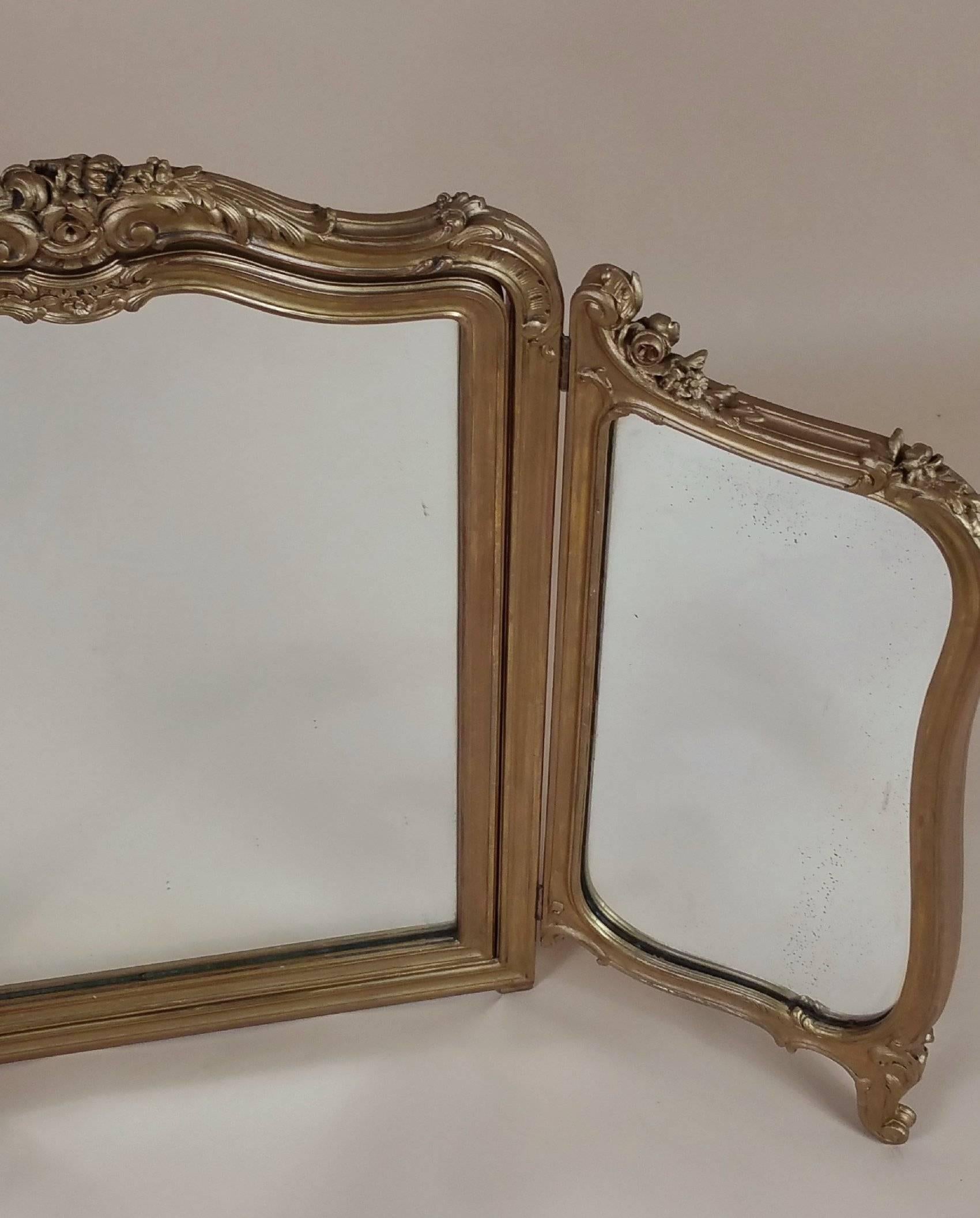 19th Century English Carved Giltwood Folding Triptych Mirror For Sale 1