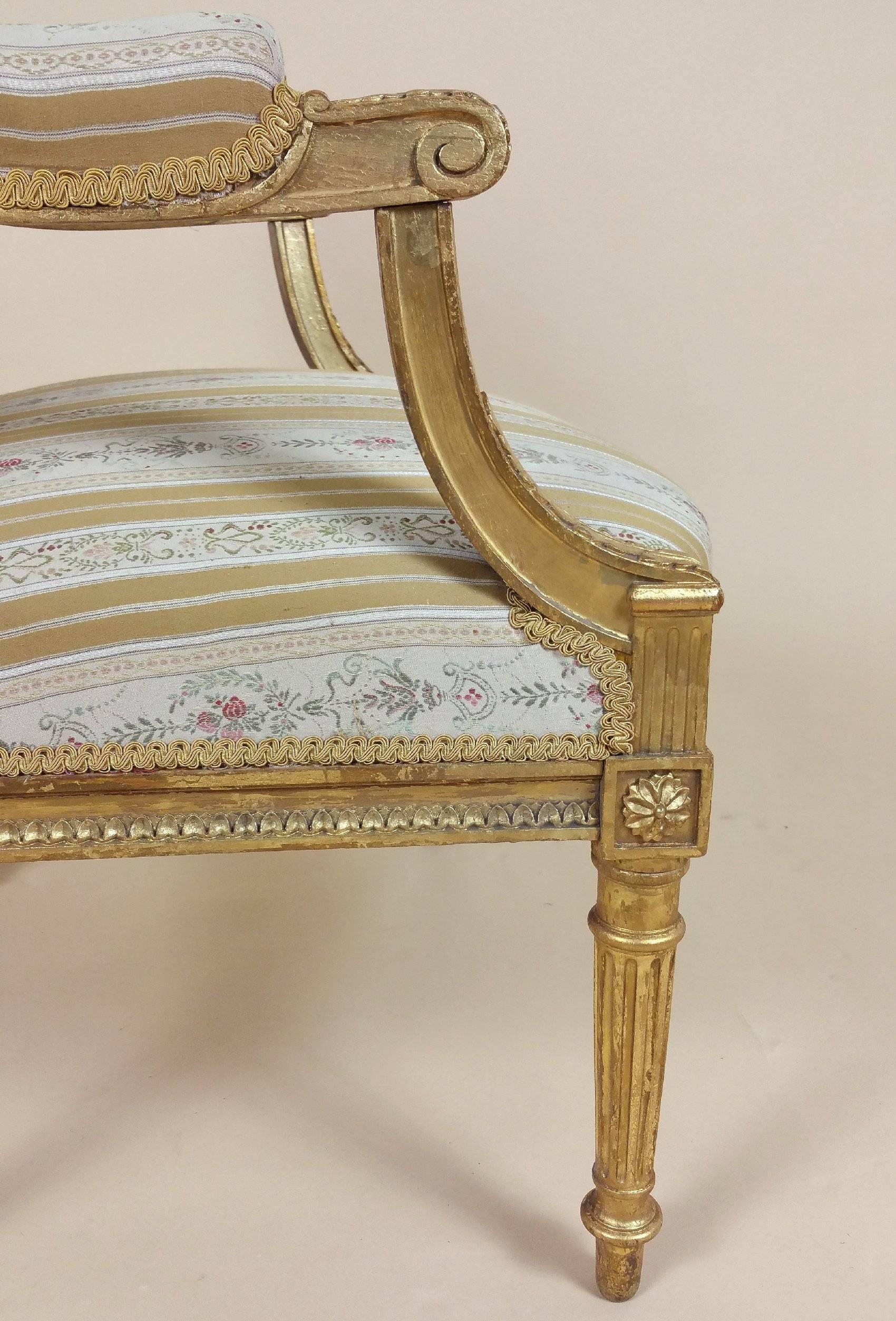 Fine Pair of 19th Century French Carved Giltwood Fauteuils 4