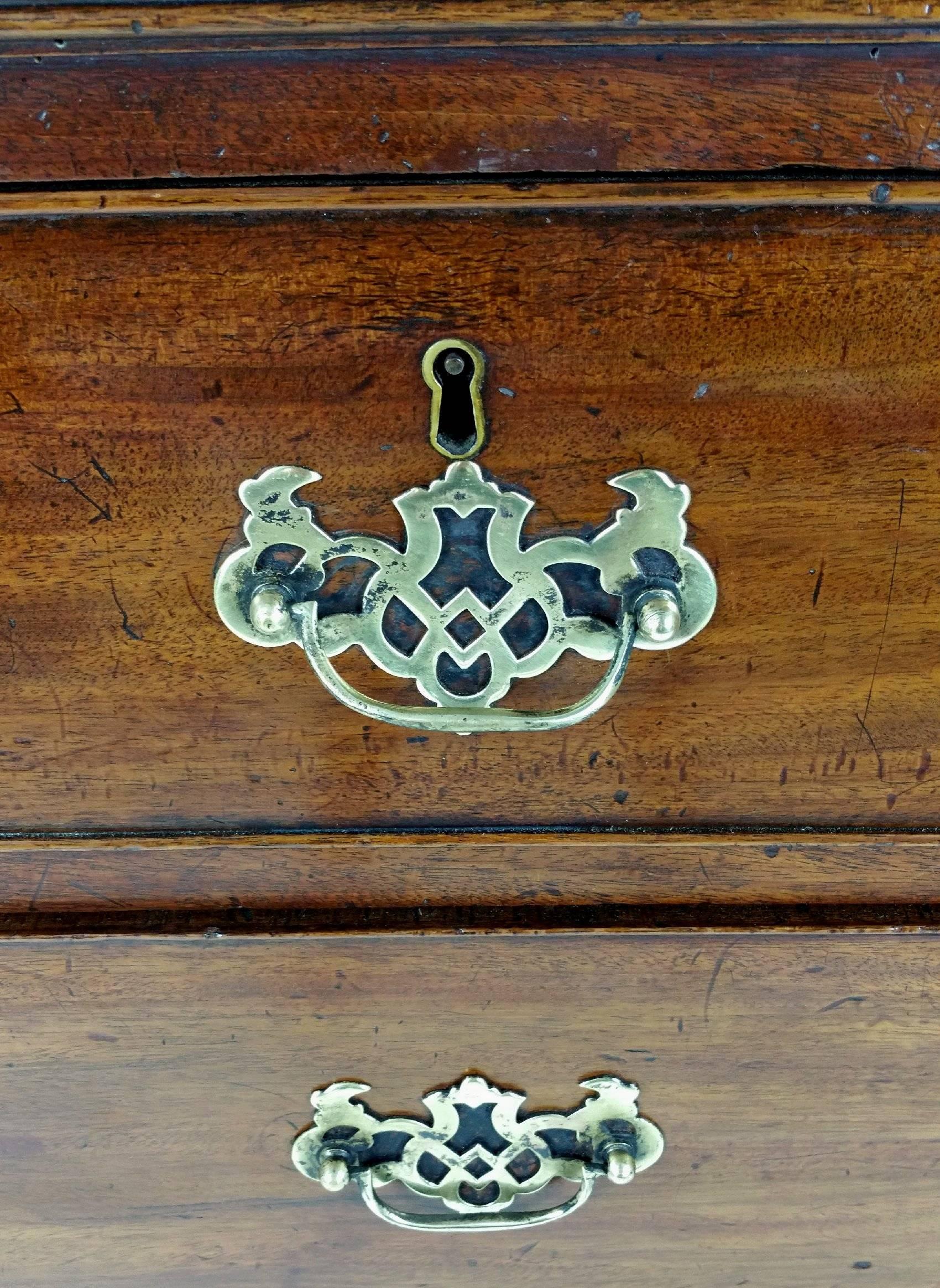18th Century Chippendale Mahogany Chest of Drawers In Excellent Condition In London, west Sussex