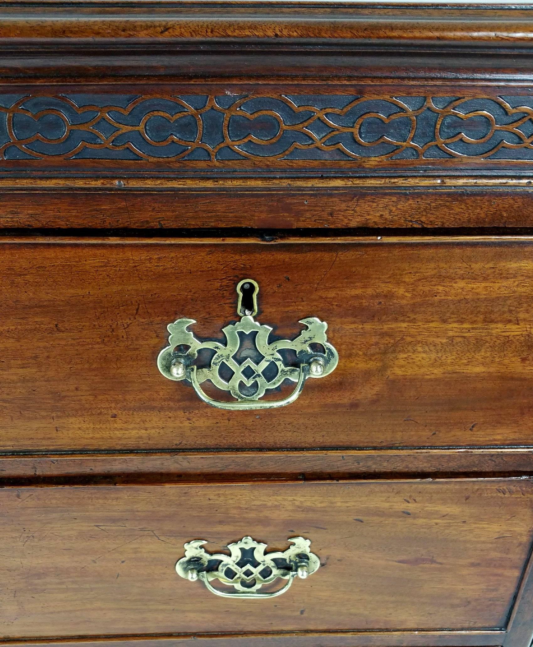 18th Century Chippendale Mahogany Chest of Drawers 1