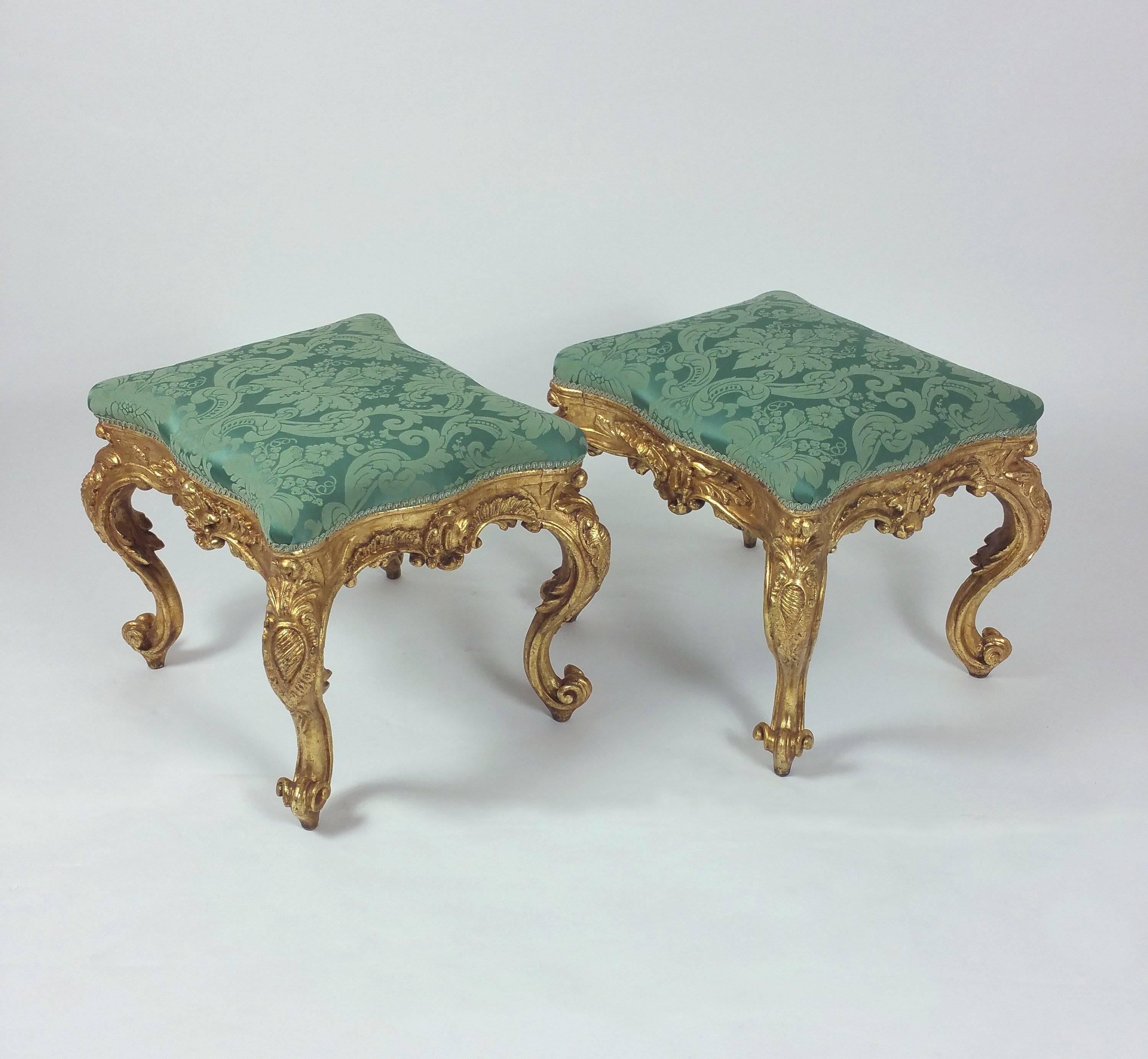 Fine Pair of French Carved Giltwood Stools 5