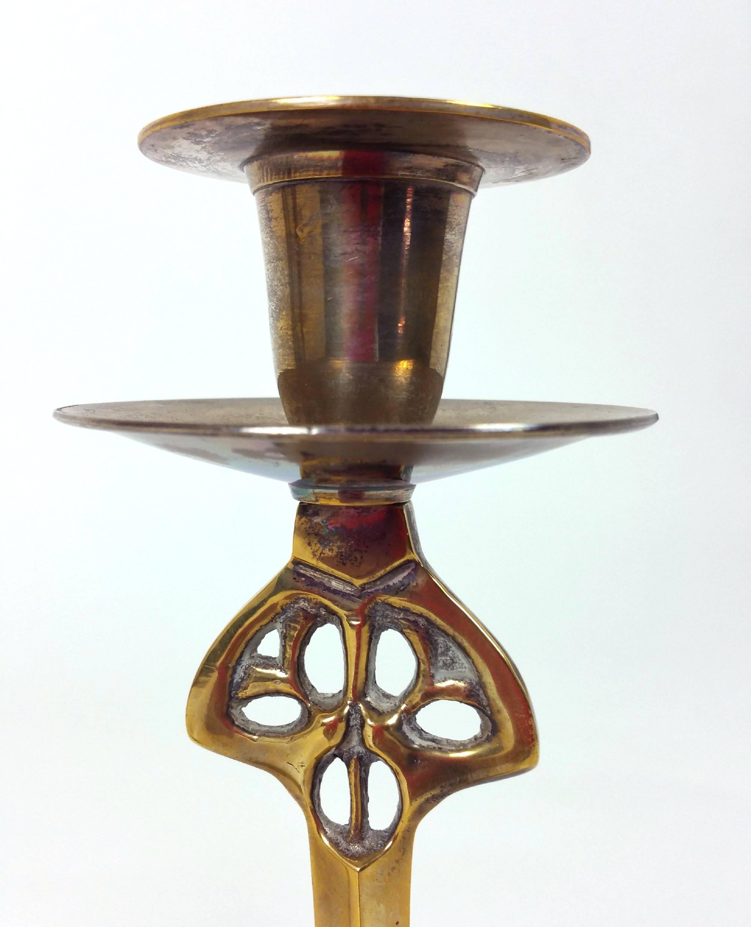 Great Britain (UK) Pair of Art Nouveau 19th Century Brass Candlesticks For Sale