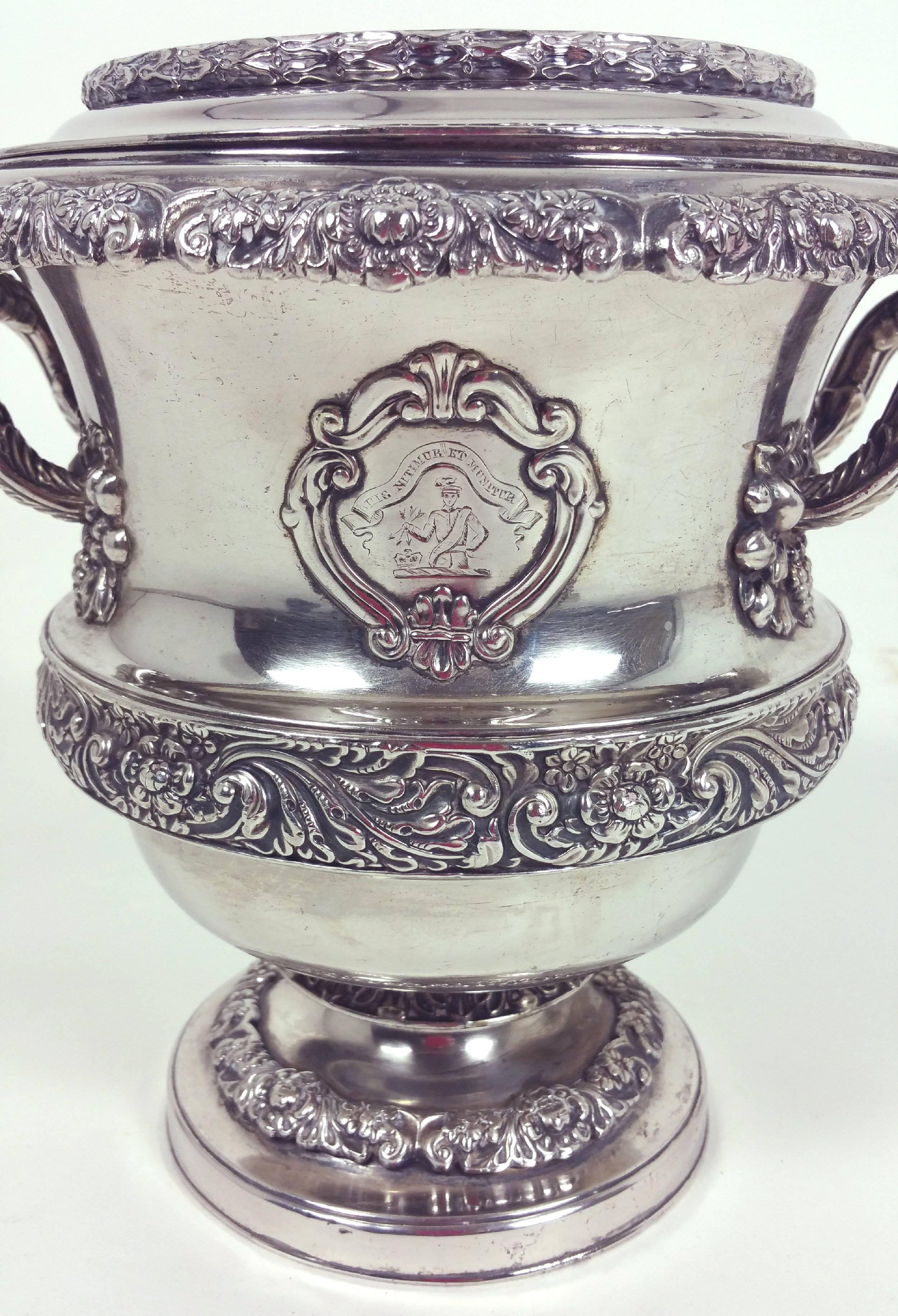 Early 19th Century Silver Plated Twin Handled Champagne Cooler In Excellent Condition In London, west Sussex