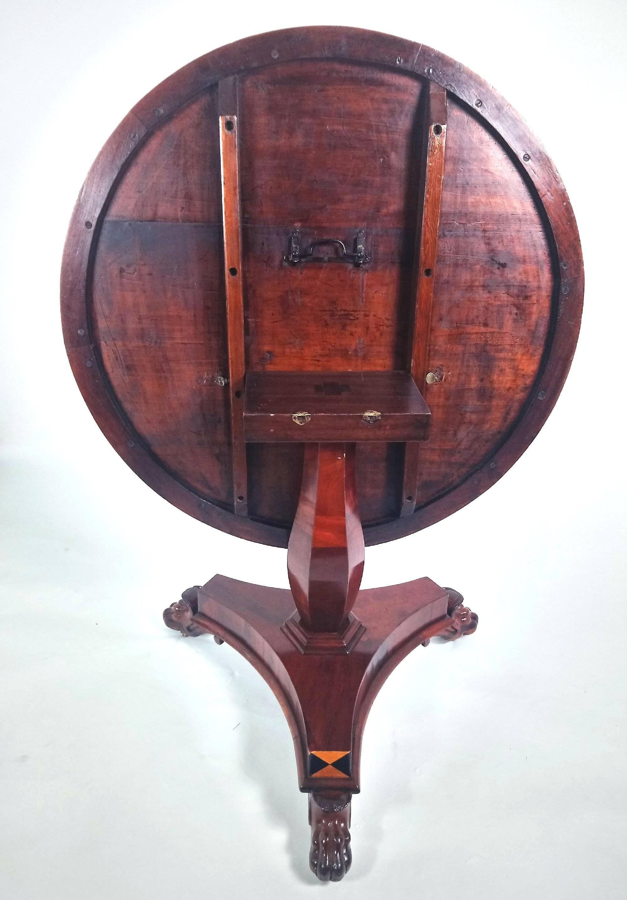 Early 19th Century Circular Mahogany Tilt-Top Table 2
