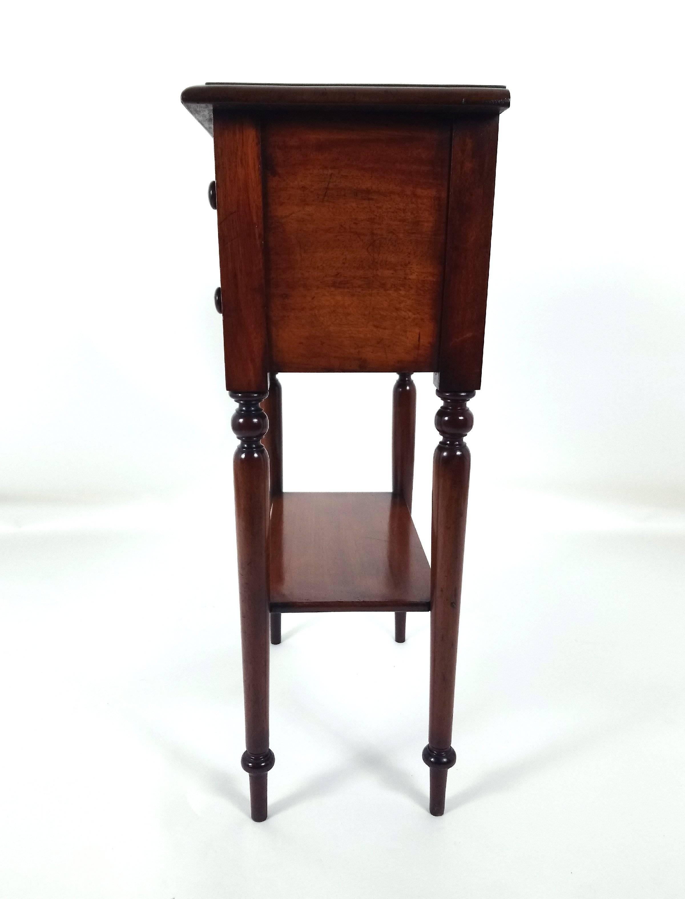 Late Victorian English Mahogany Hall Table  3