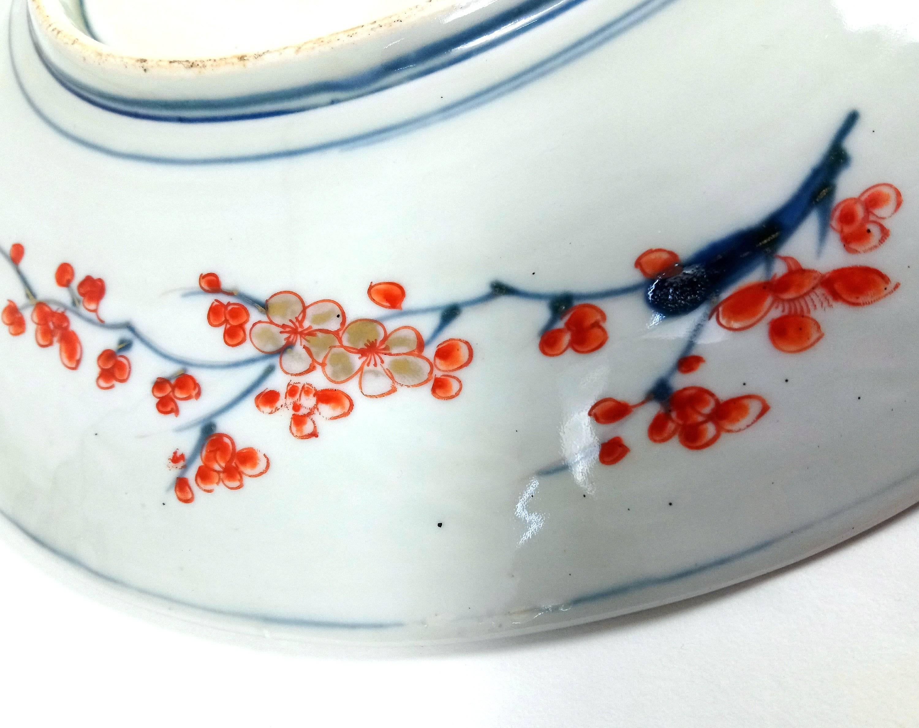 19th Century Japanese Imari Pottery Dish with Cranes 4