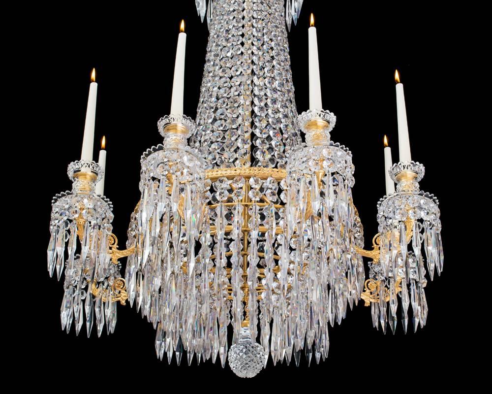 Fine Eight-Light Regency Chandelier Attributed to John Blades In Excellent Condition In Steyning, West sussex