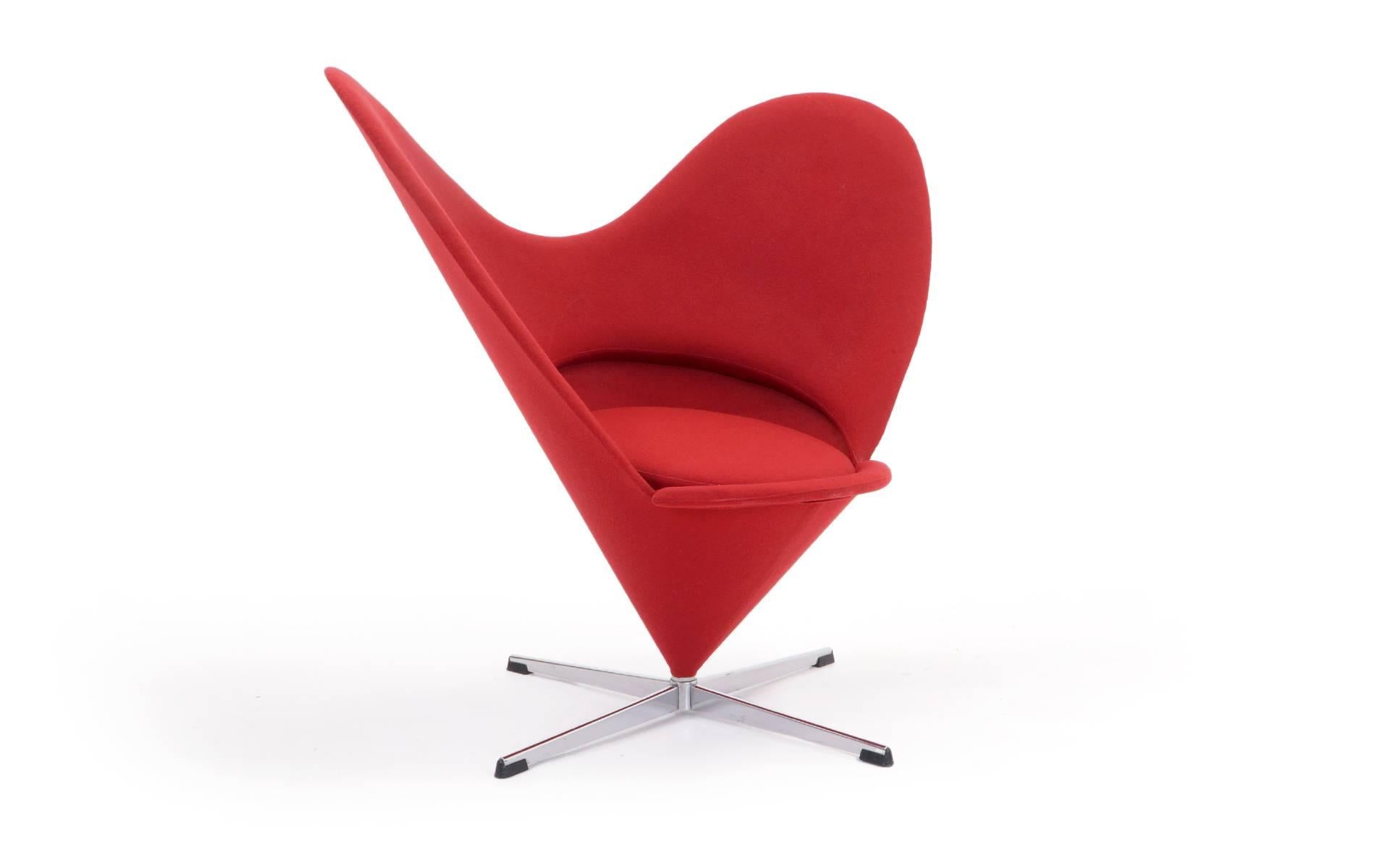 One would be hard pressed to find a finer original example of this design. This Verner Panton heart chair, in classic red, is in excellent vintage condition. Not a Vitra reissue, but the original Plus-Linje. And there is a difference. We have had