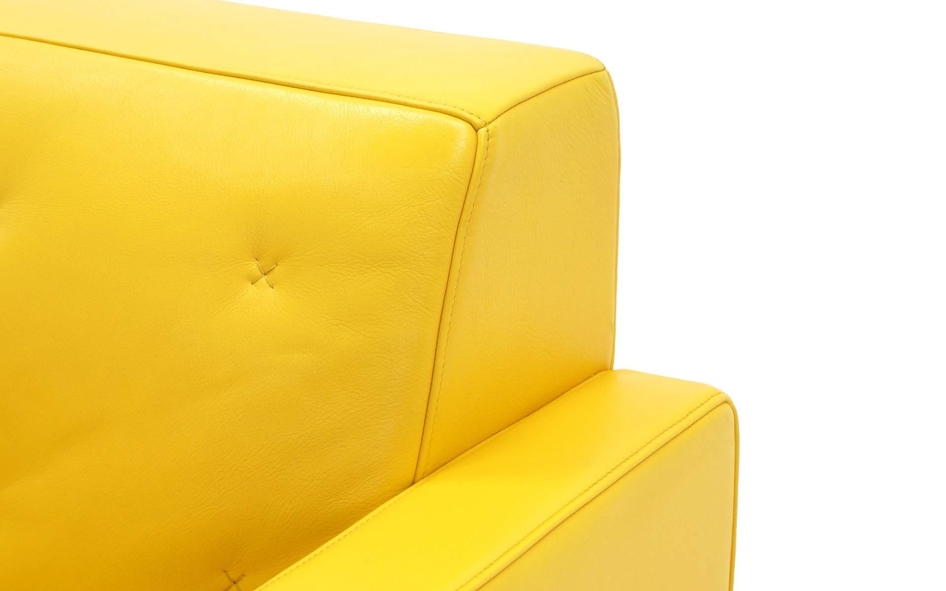 Modern Poltrona Frau Kennedee Series  Yellow Leather Memory Swivel Lounge Chair