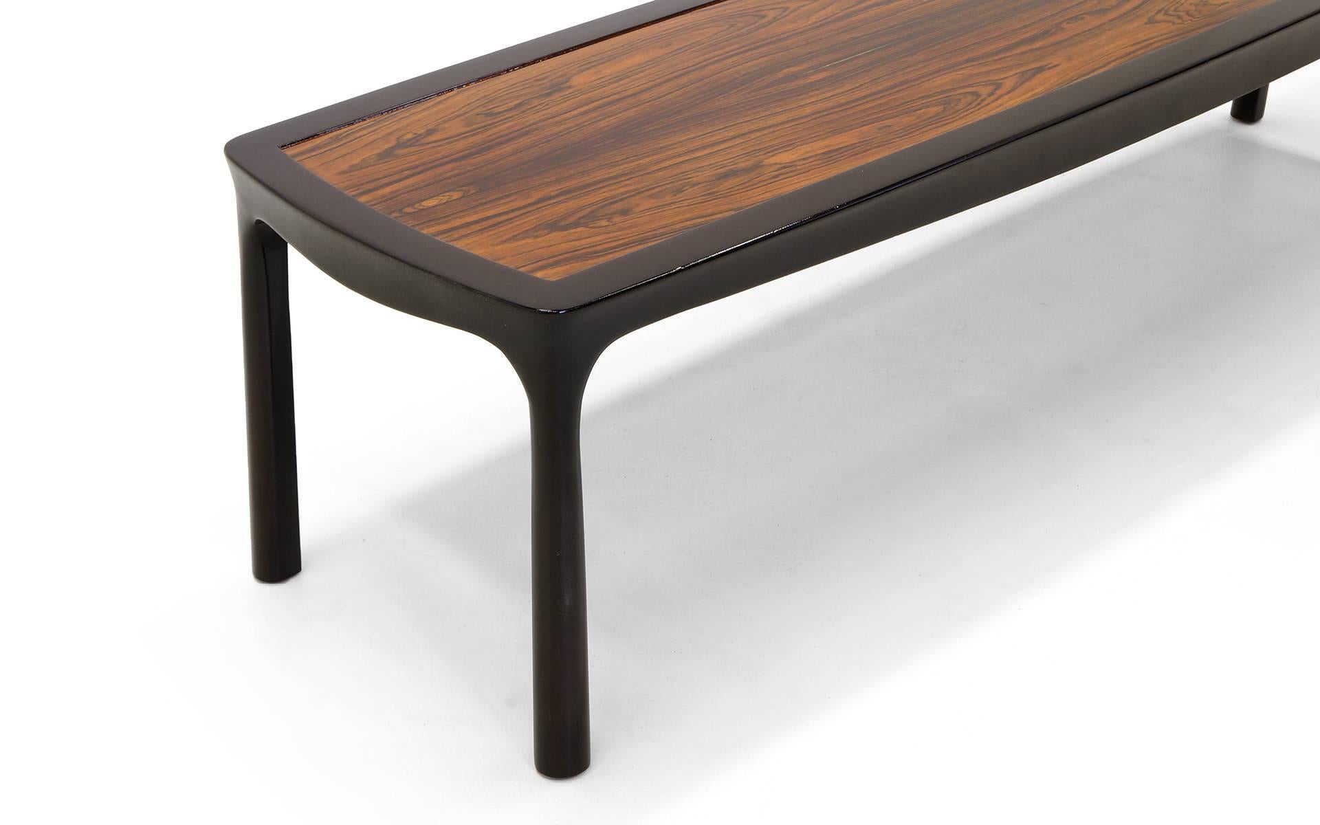 Sculptured Edge Rectangular Coffee Table by Edward Wormley for Dunbar In Excellent Condition In Kansas City, MO